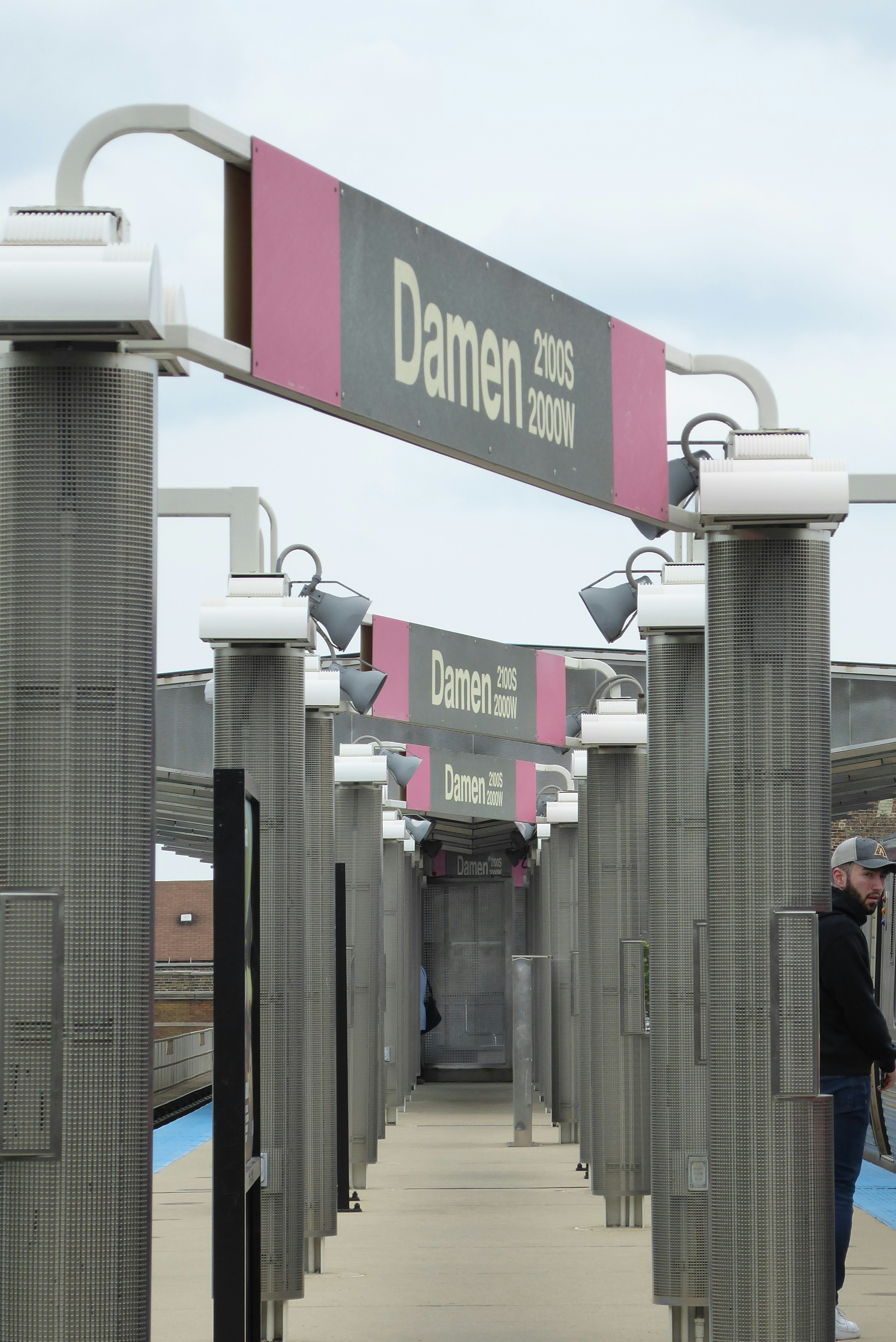 Pilsen – Safety, Health & Local Etiquette