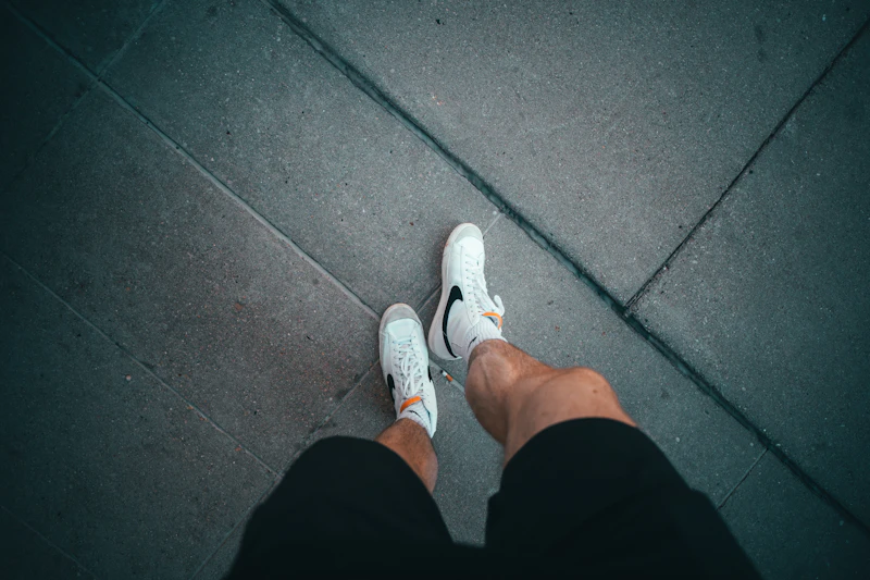 sepatu fashion exito (L) putih abu