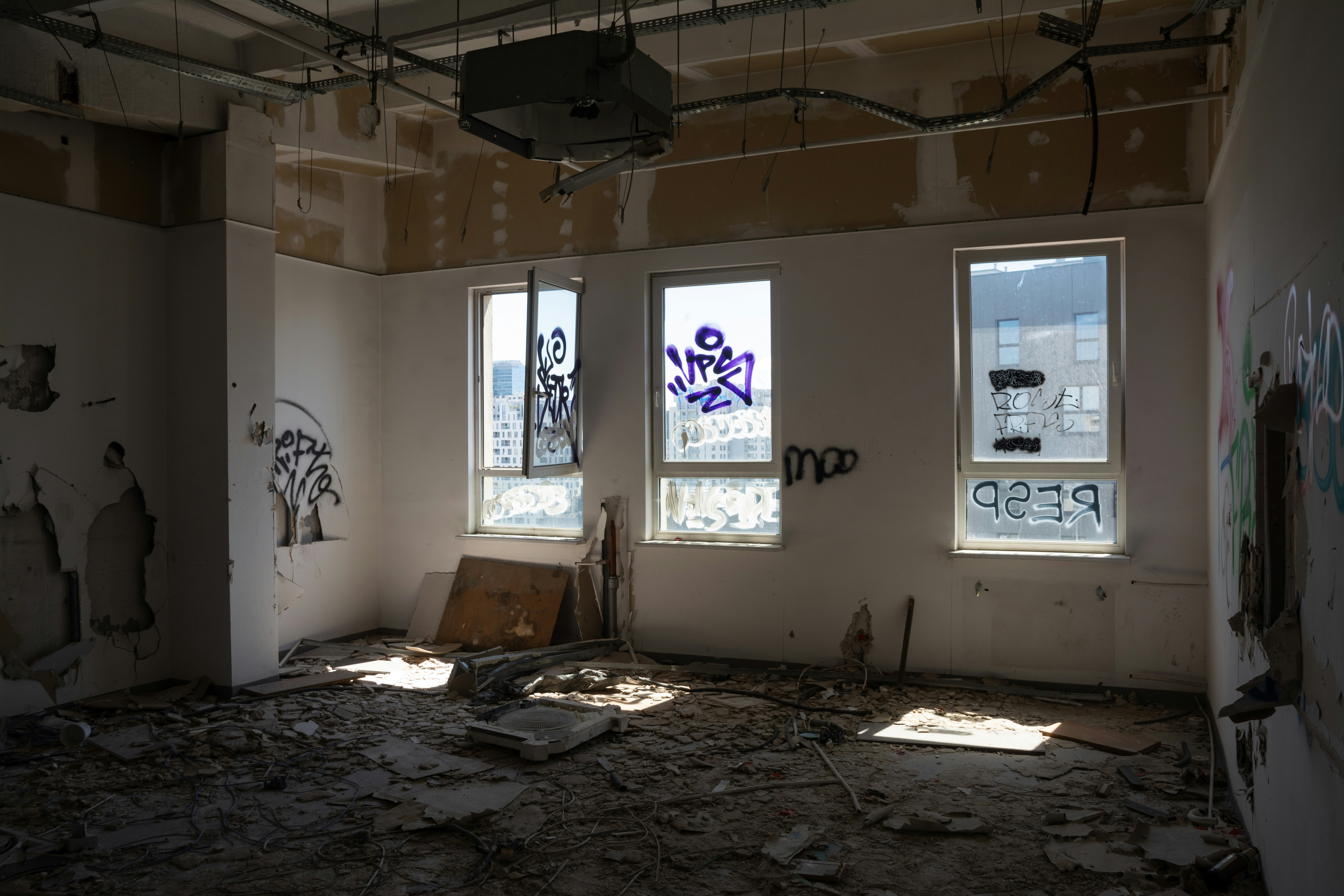 Unlock Your Creativity: How to Choose the Perfect Loft Space for Your Workshop