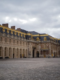a large building with a large roof