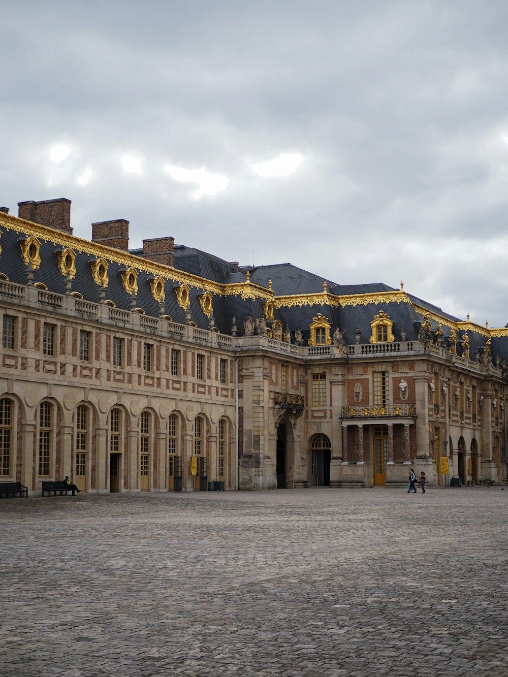 a large building with a large roof