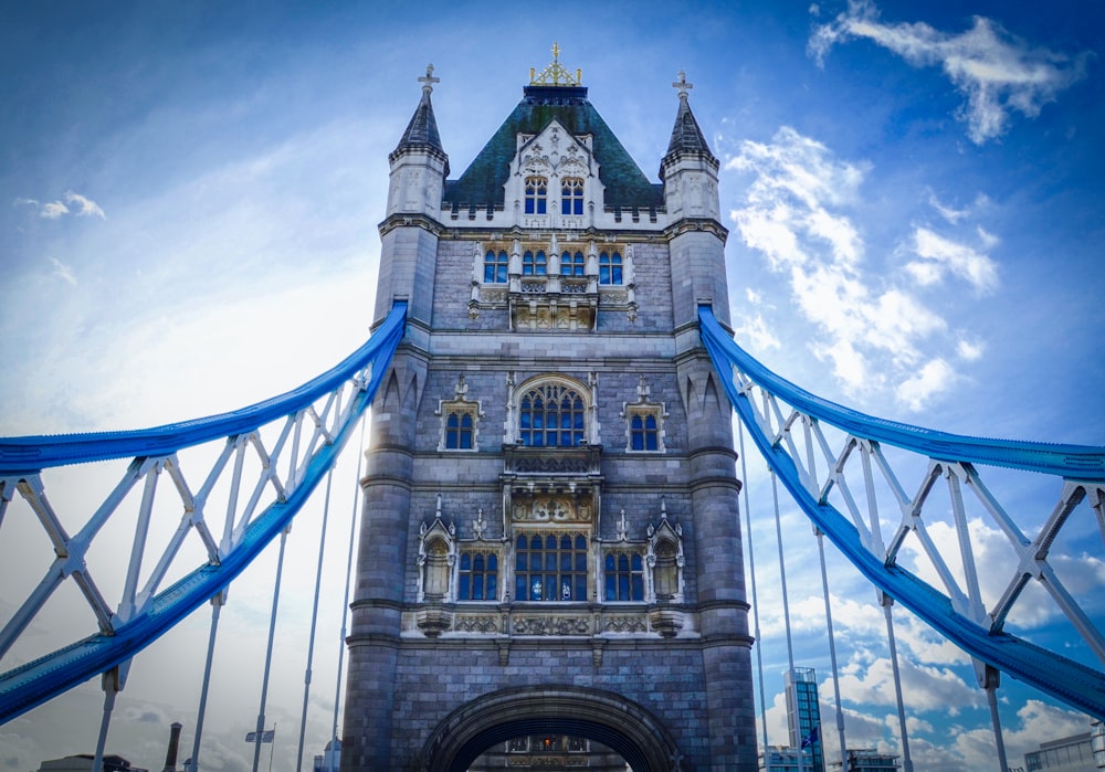 a tall building with a bridge