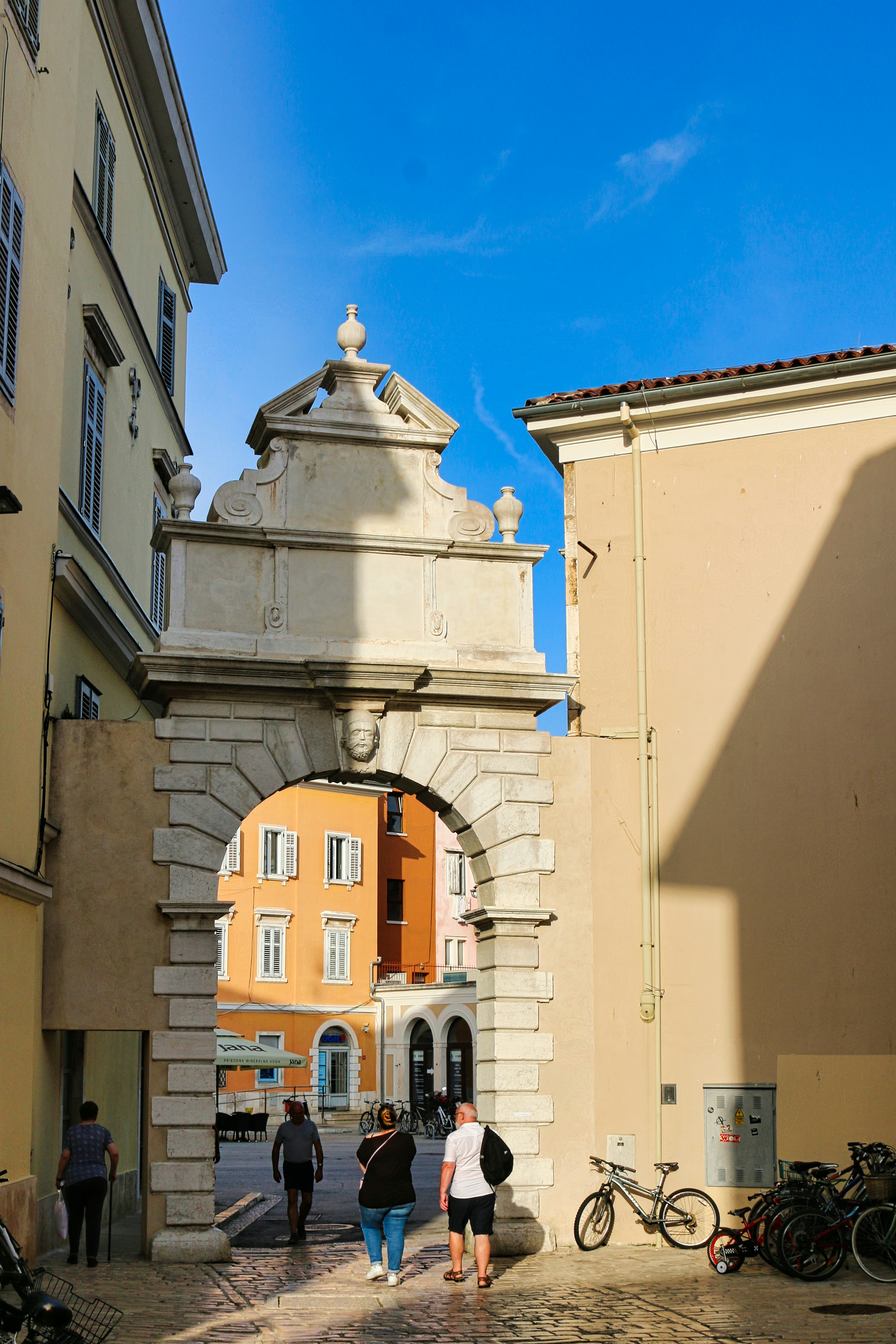 Photo by rvasilovski