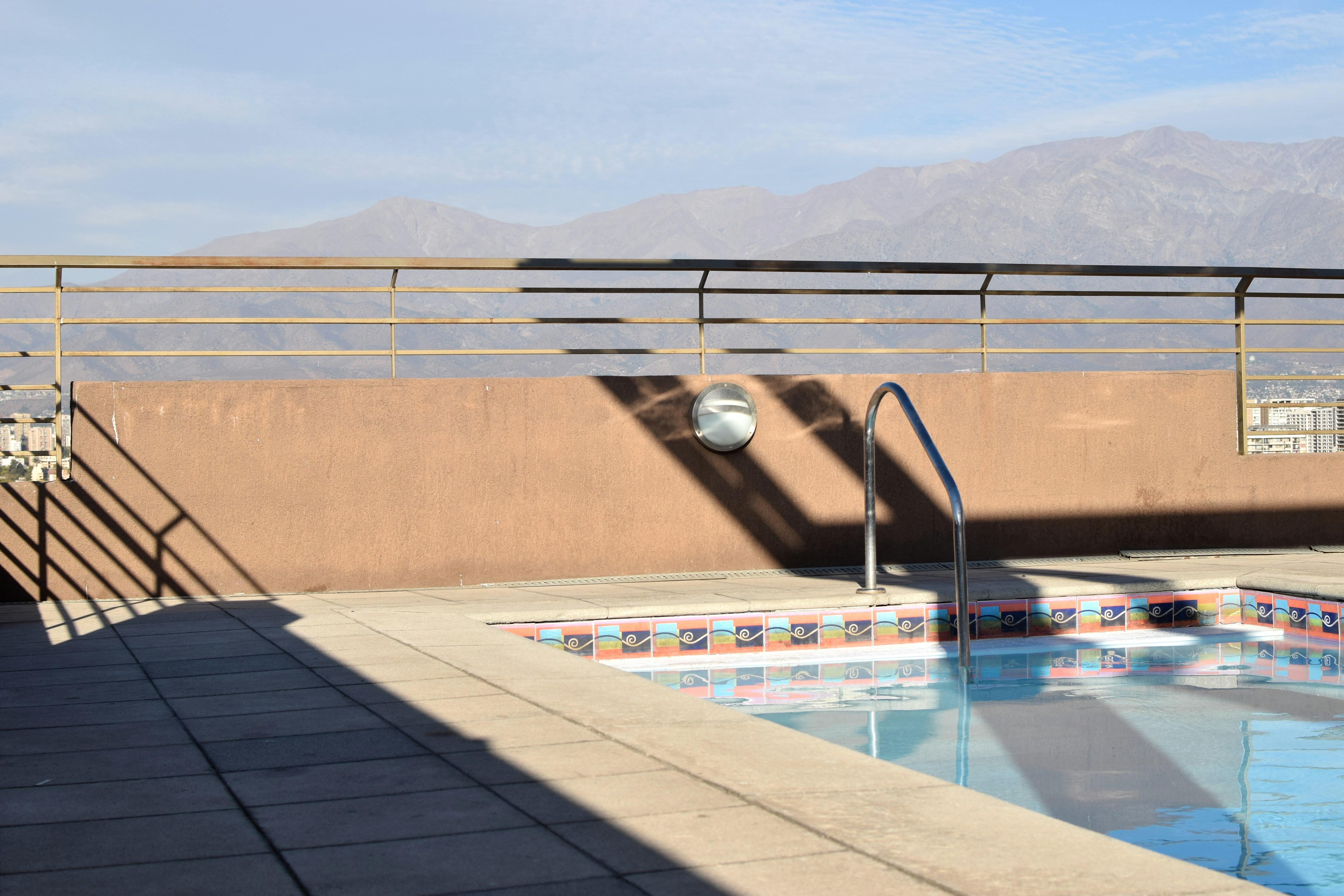 Luxury rehab pool overlooking a mountain view - Scottsdale rehab centers