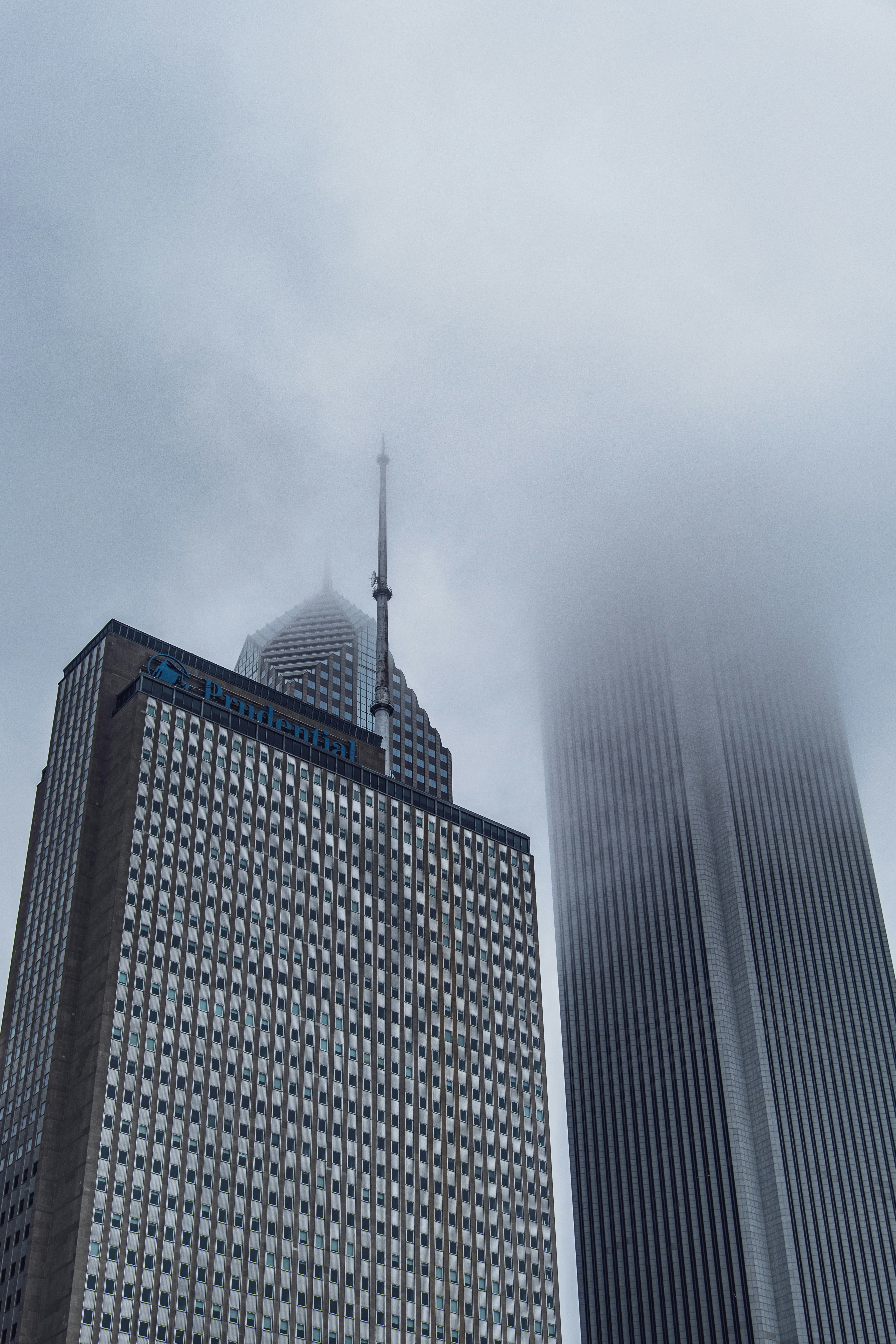 Alcuni grattacieli in una città