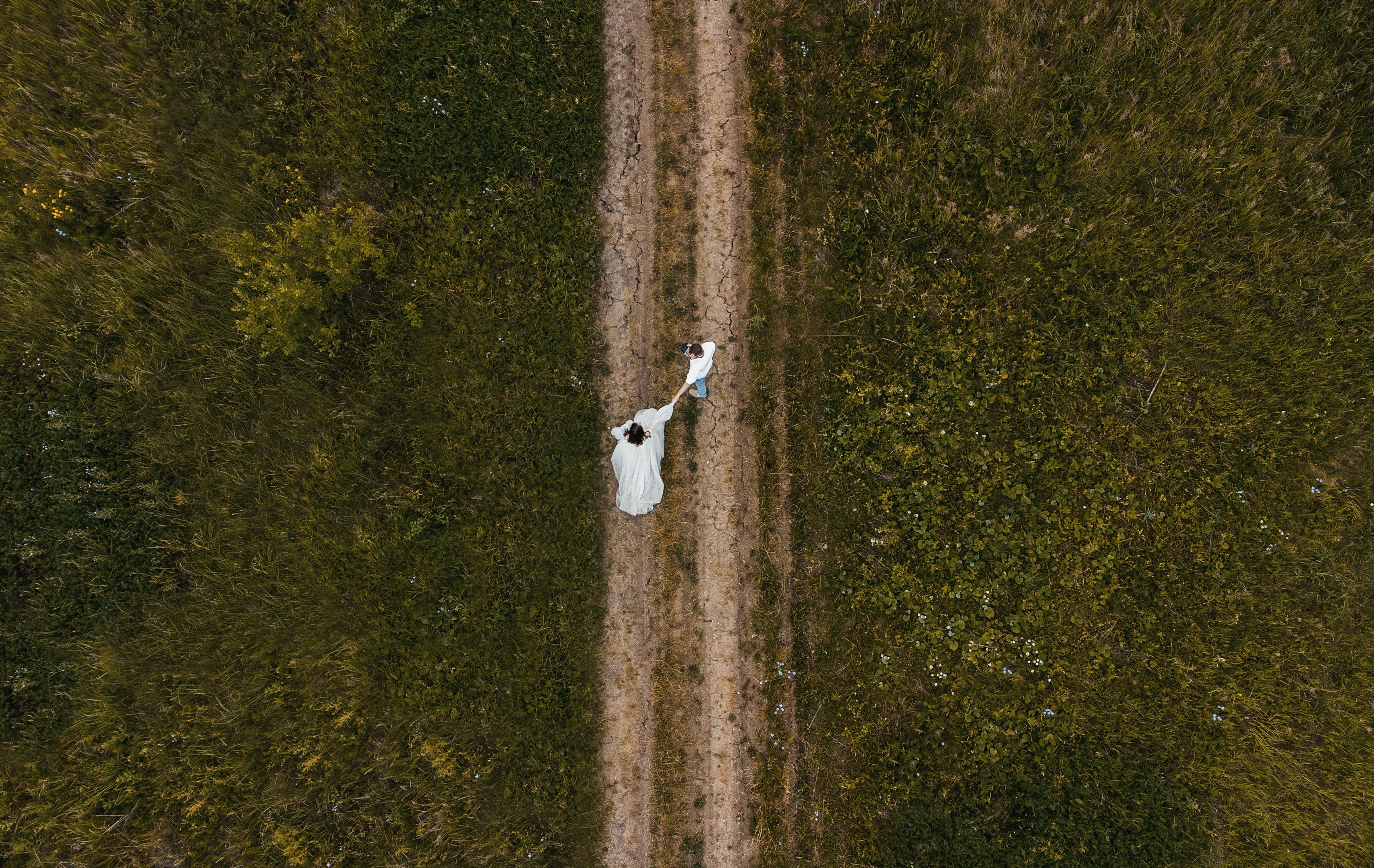 farmer_using_agricultural_drone