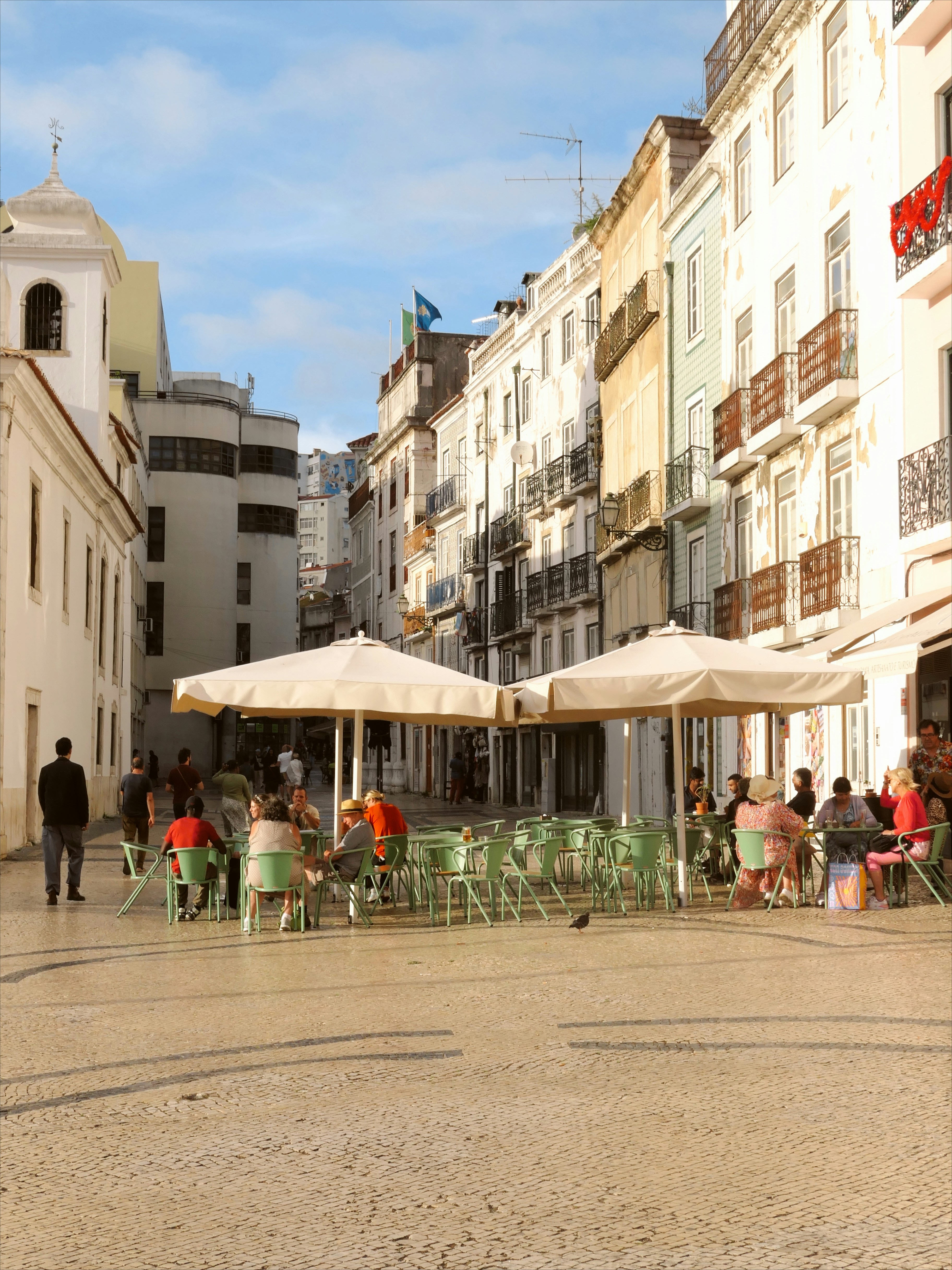 Mouraria, Lisbon: The Neighborhood Most Nomads Miss