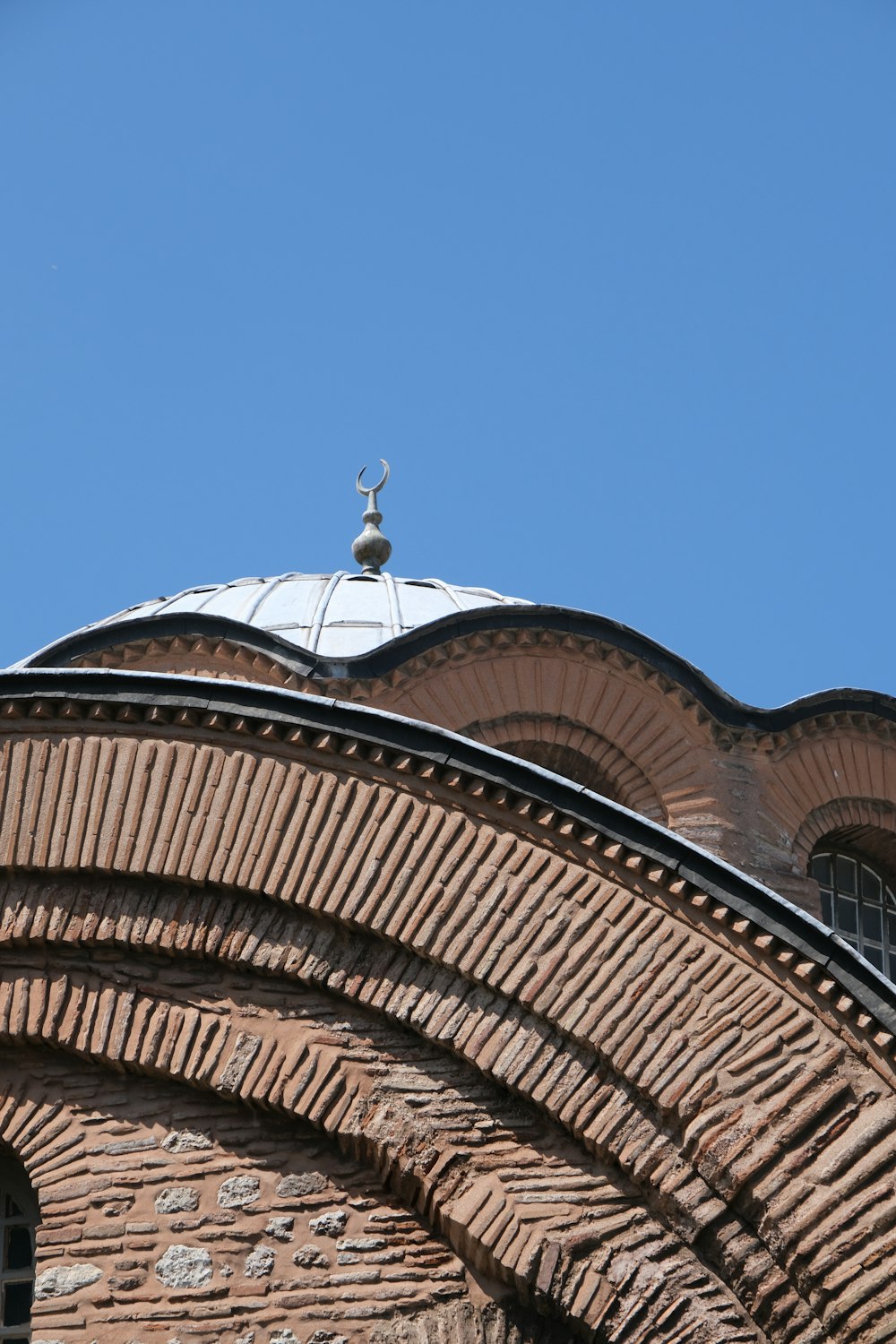 a building with a domed roof