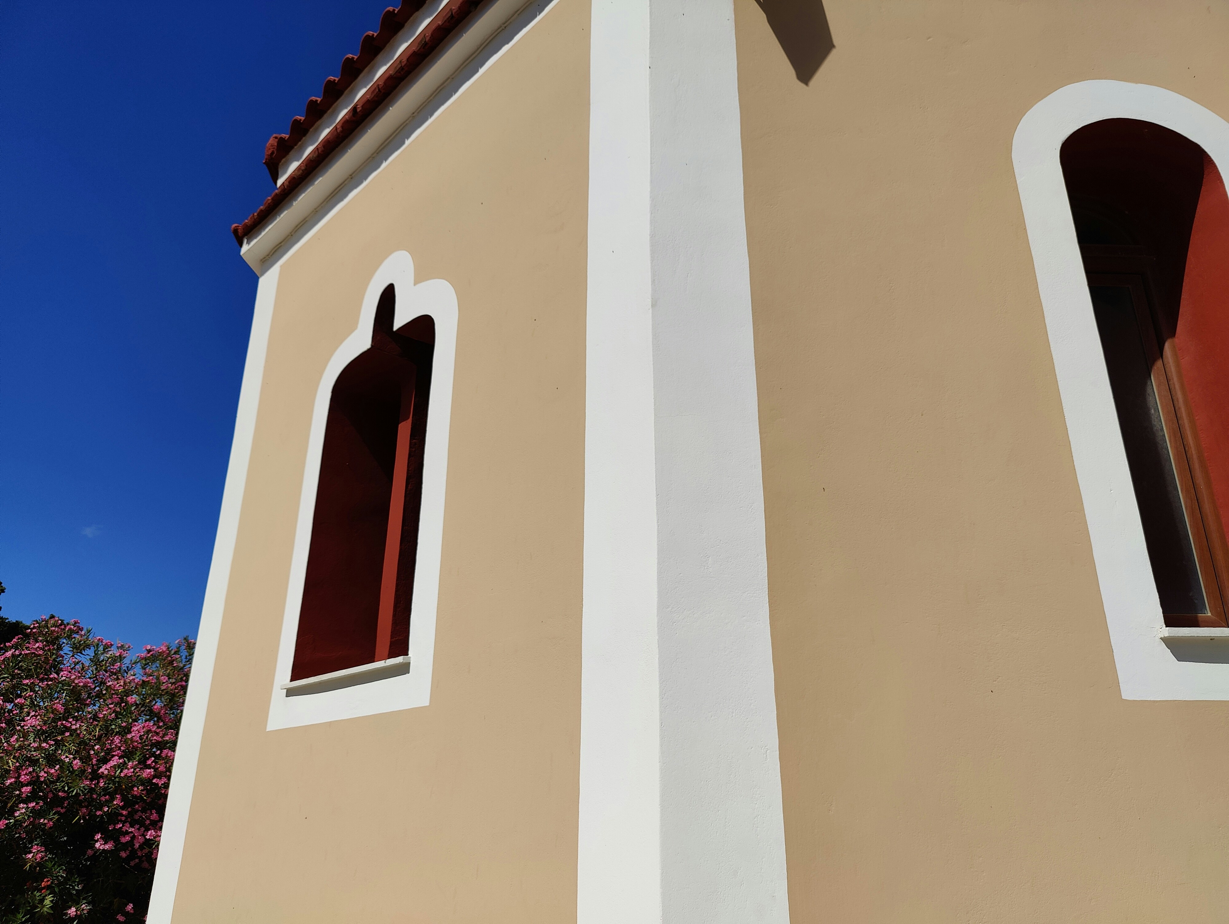 Photo by madmartigand