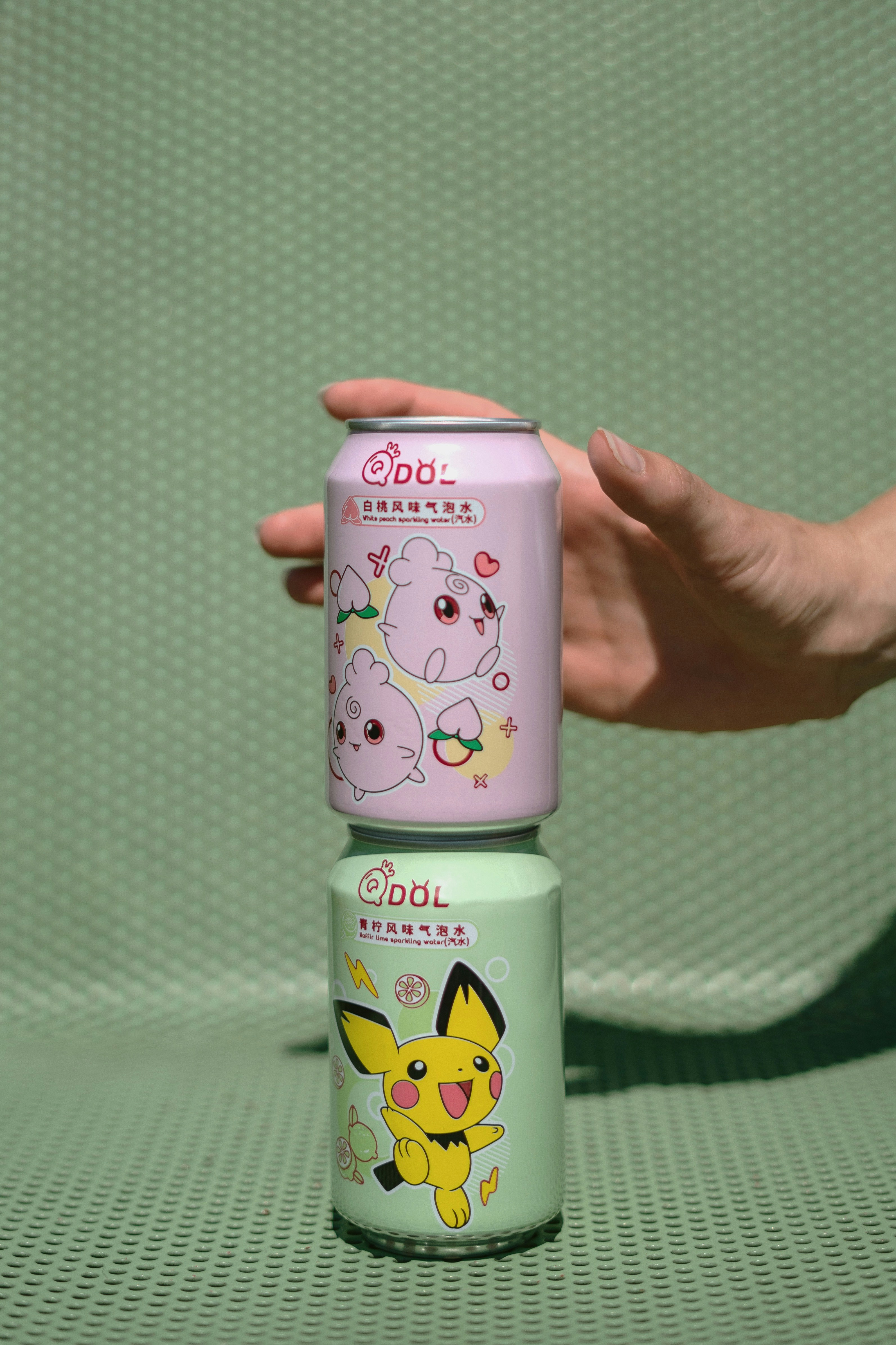 Illustration of eco-friendly and cruelty-free deodorant options