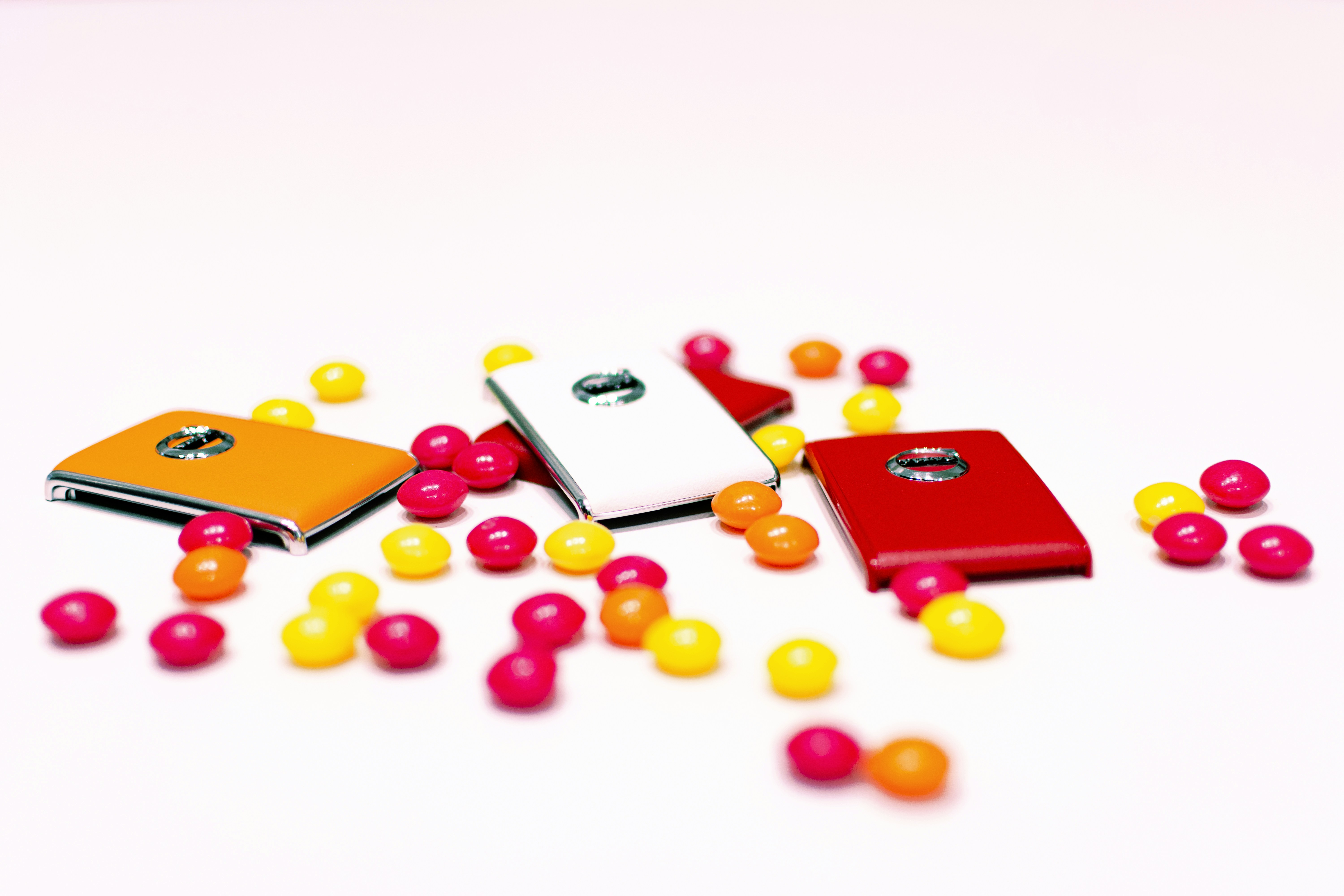 black and white bed linen