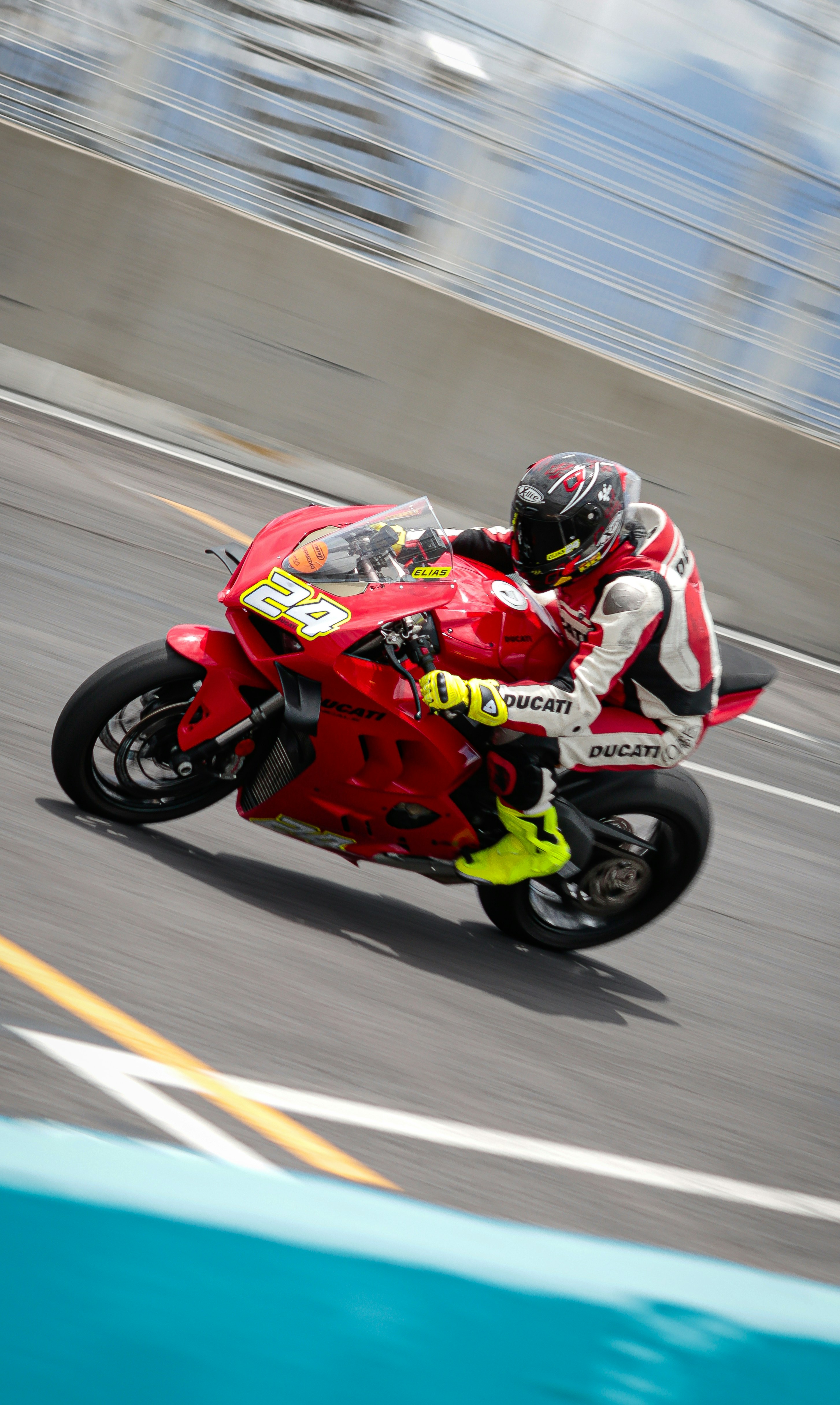 E-bikes home 
Dealer of high powered moped style E-bikes 