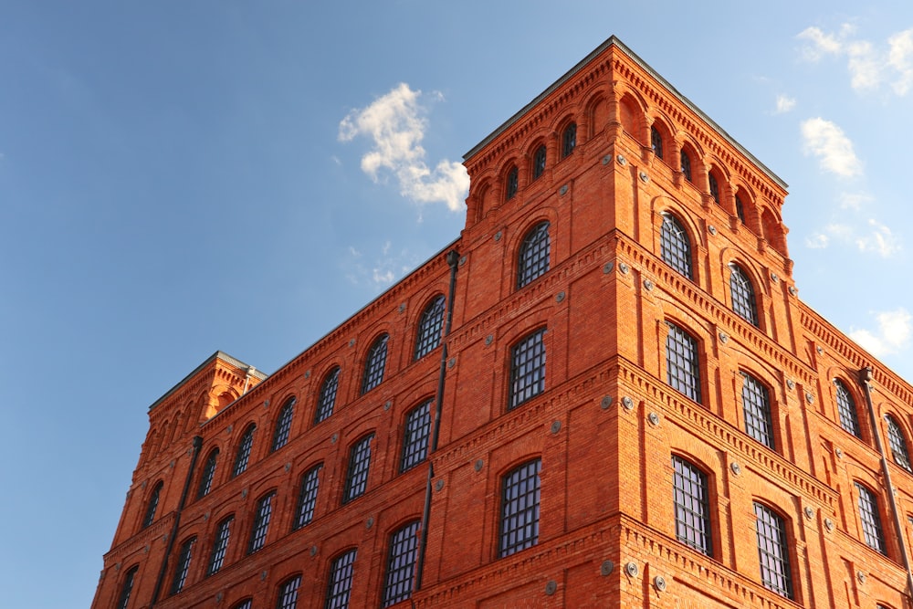 a tall building with many windows