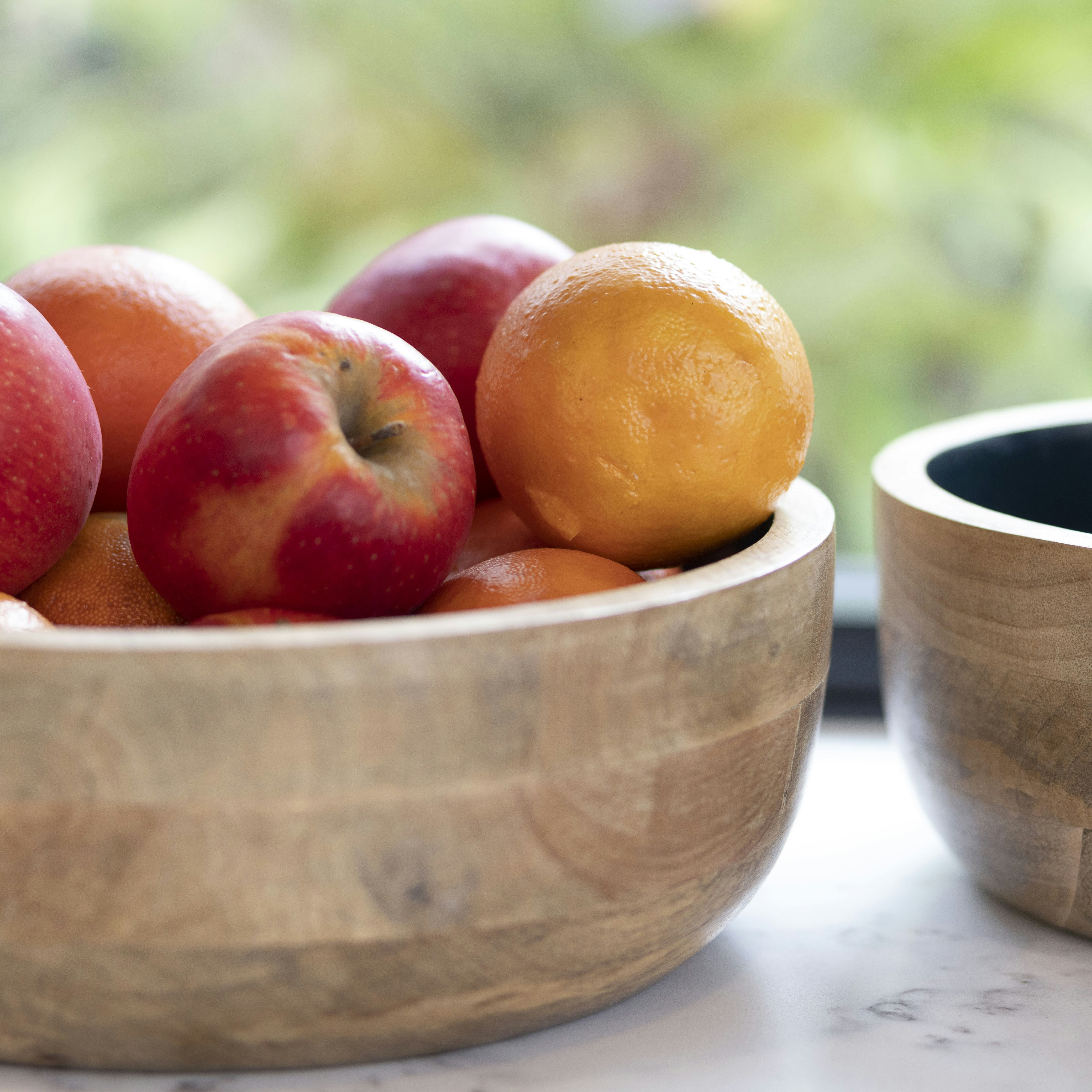 Learning to Unlock Texts: Comparing and contrasting