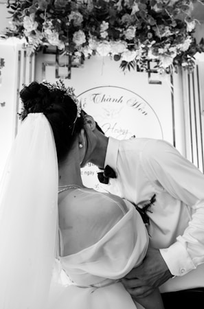 Create Your Dream Wedding Website with MyWeddingCaptions