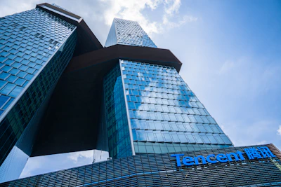 Will Cash Become Obsolete? China's New Payment Push Could Change Travel Forever