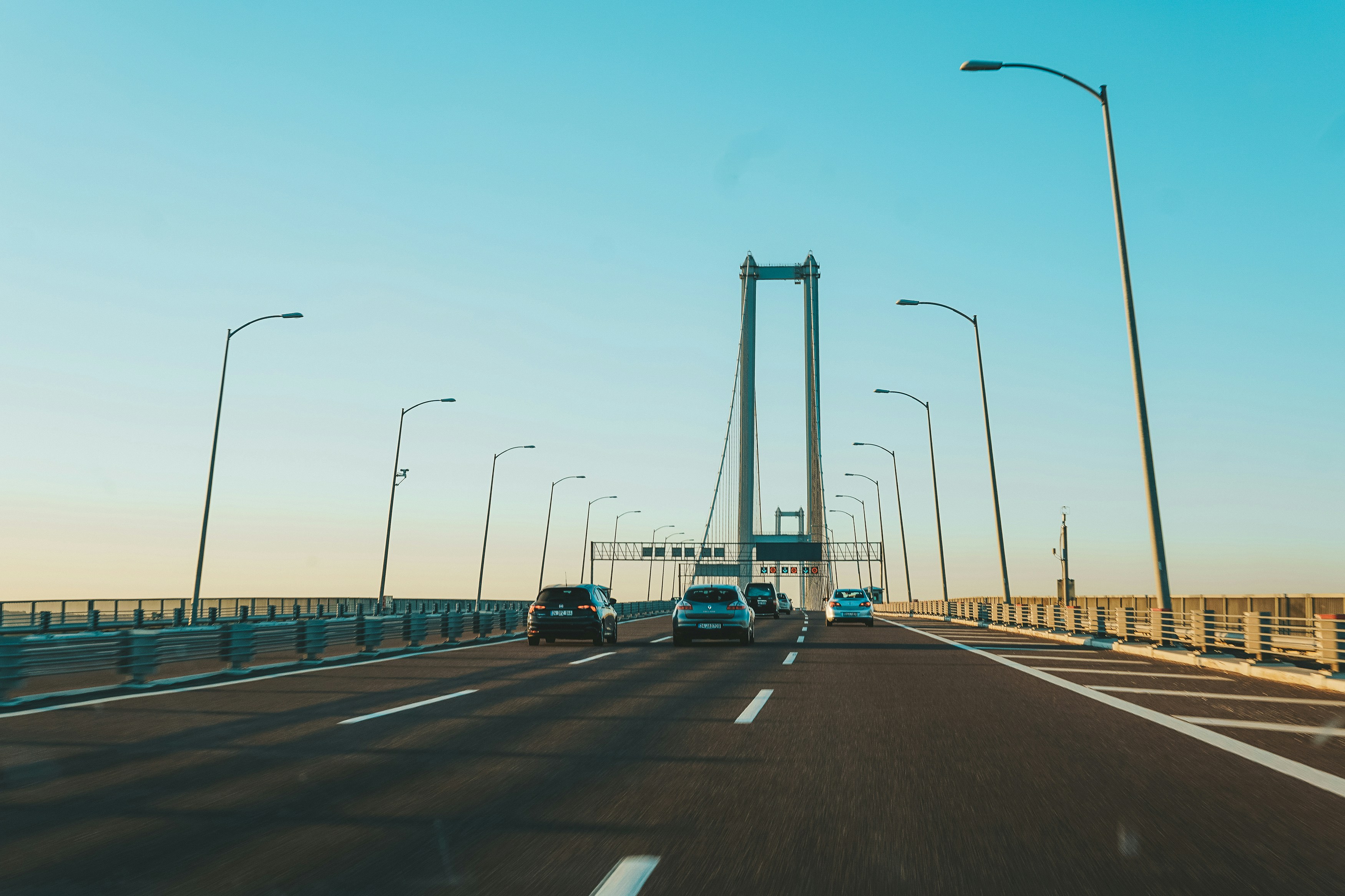 Photo by mertkahveci