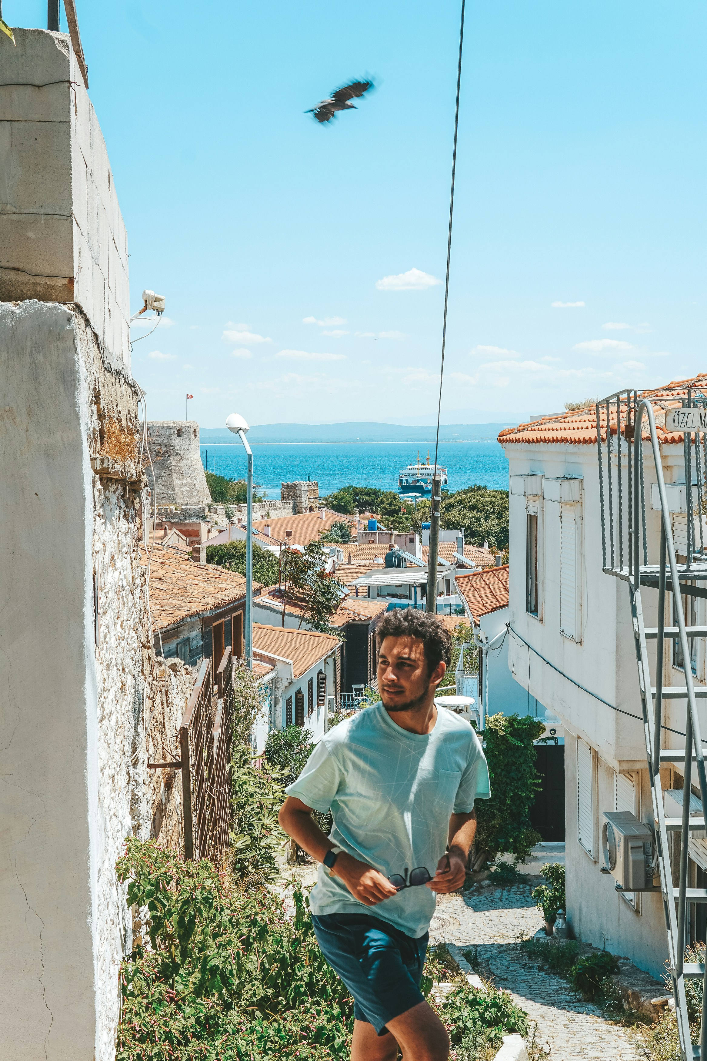 Photo by mertkahveci