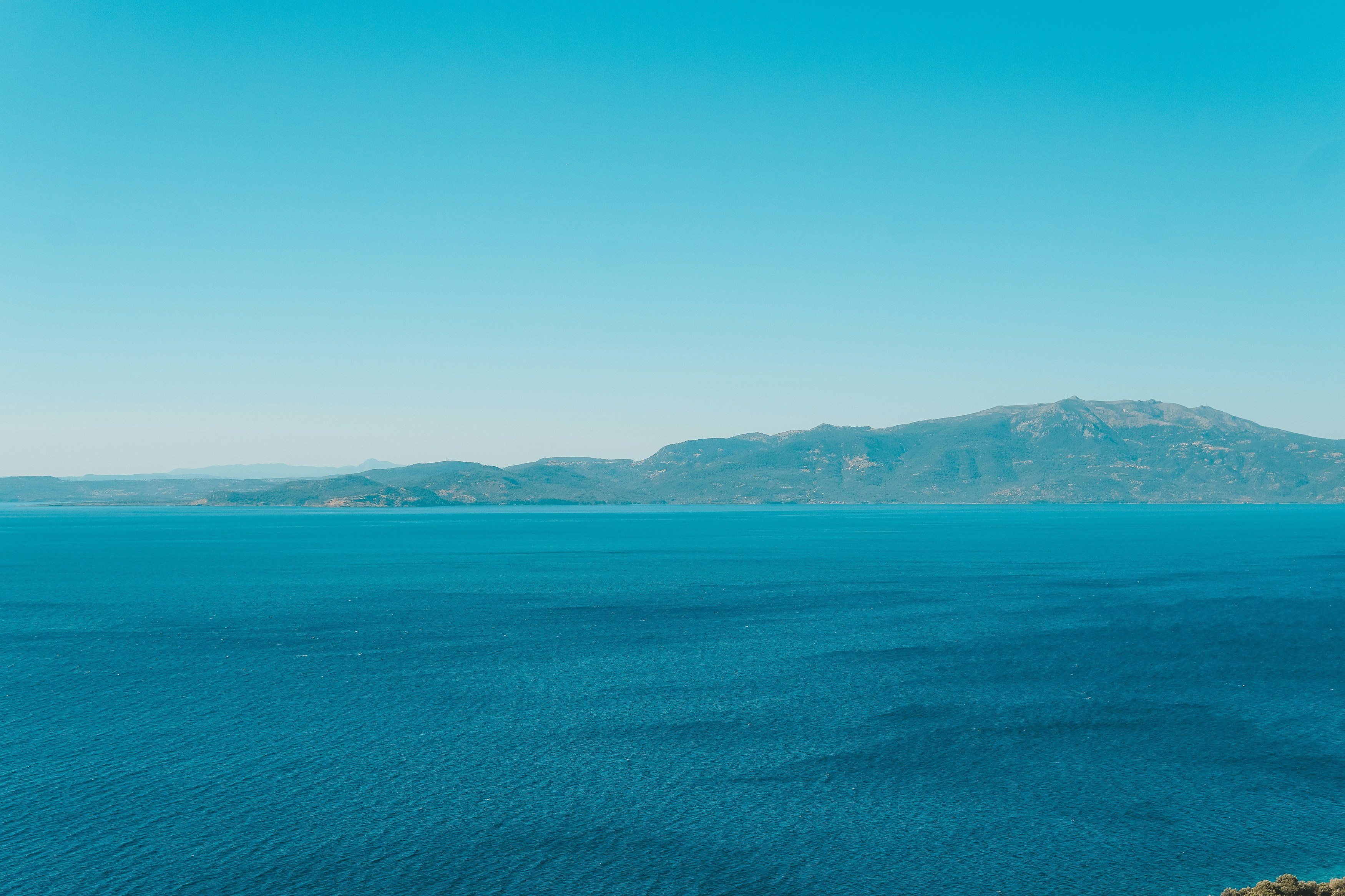 Photo by mertkahveci