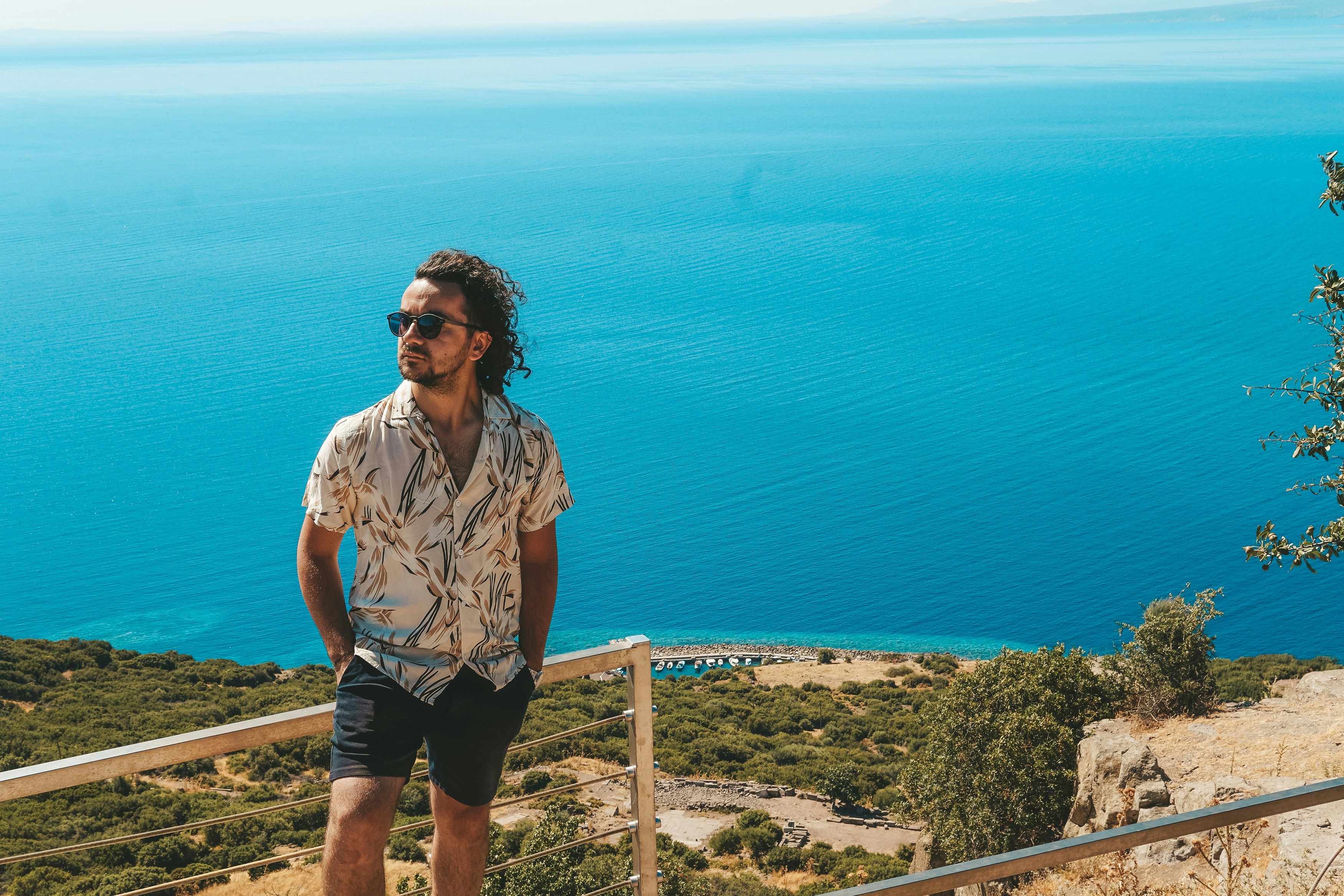 Photo by mertkahveci