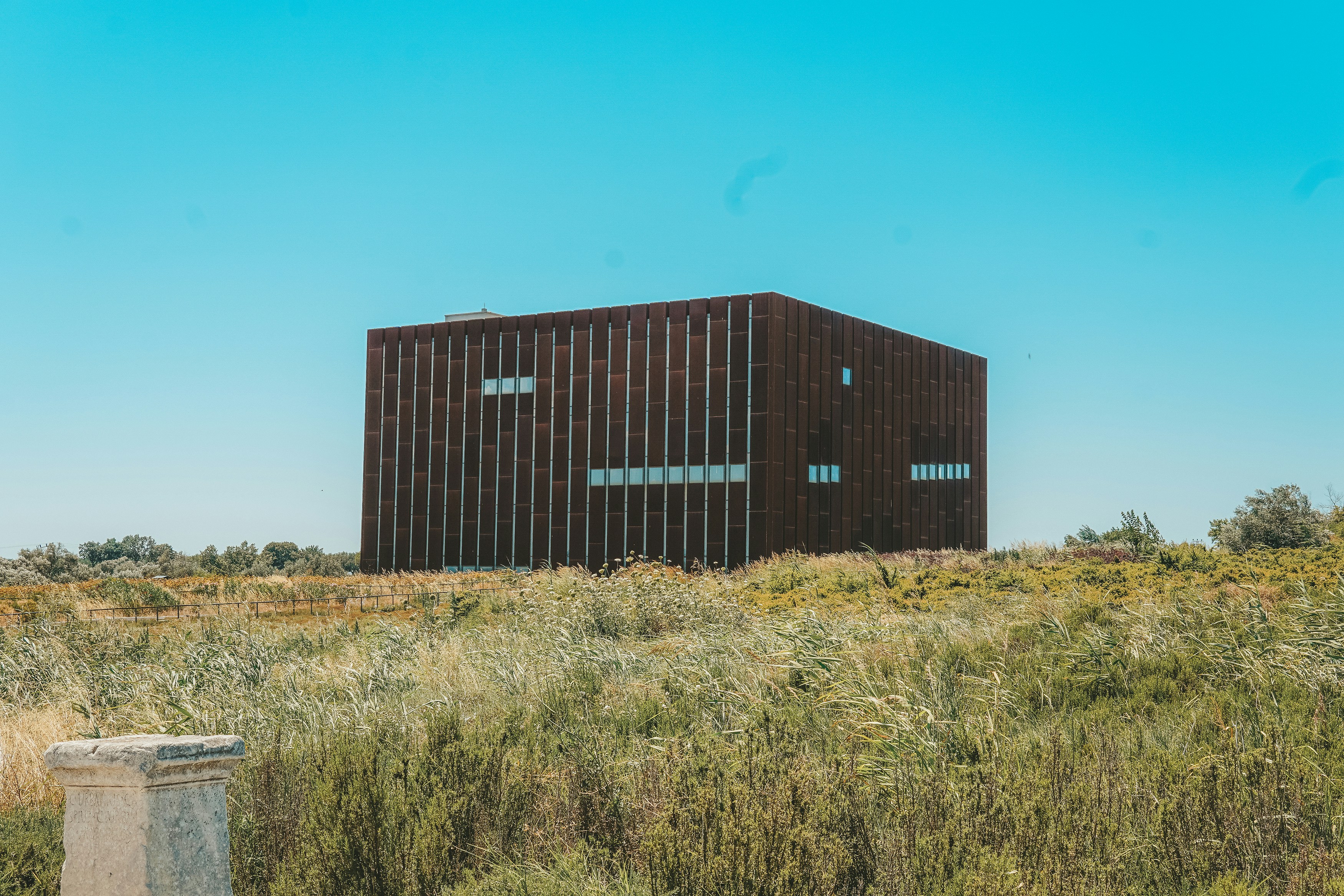 Photo by mertkahveci