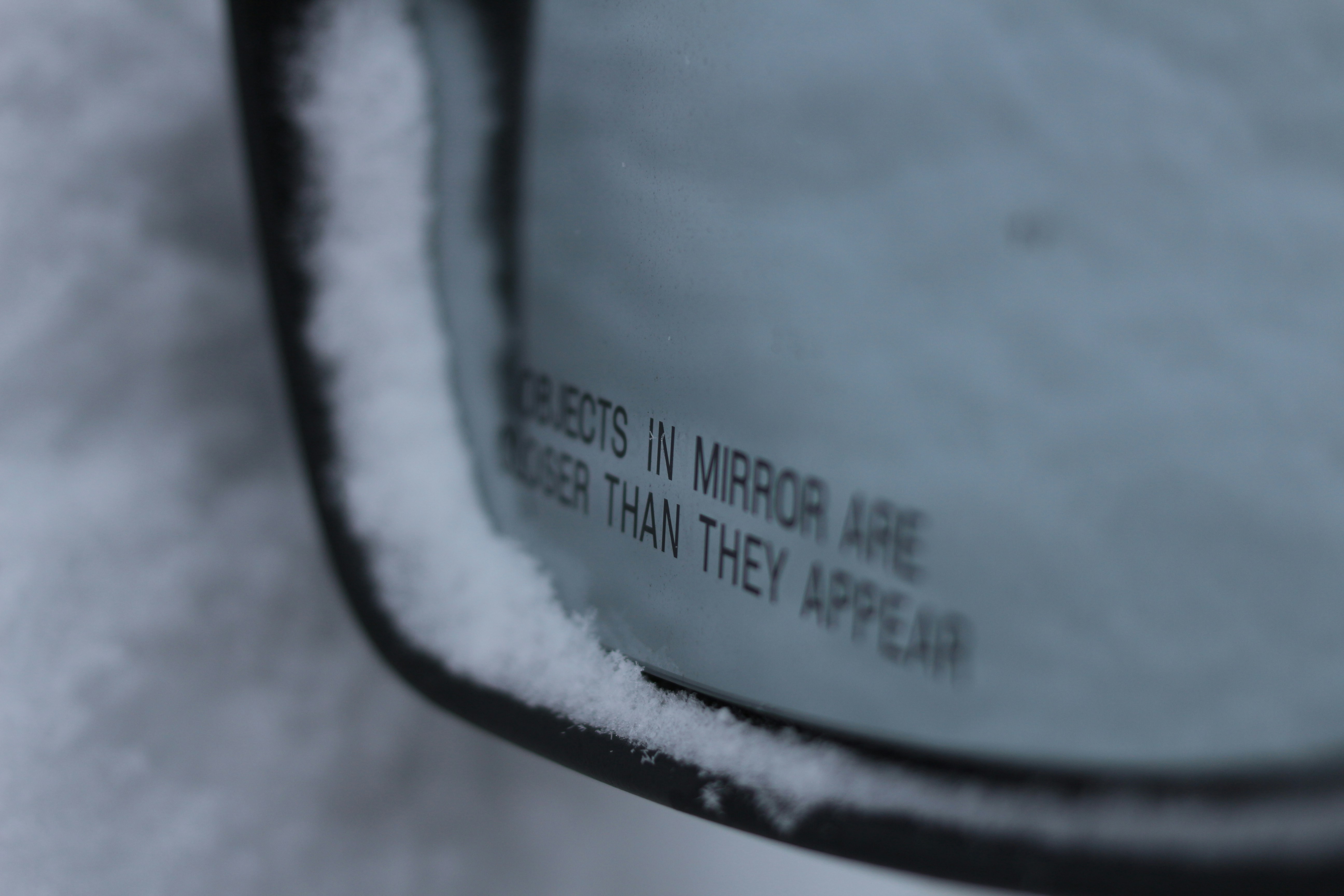 a close up of a glass (Photo by Compagnons on Unsplash)