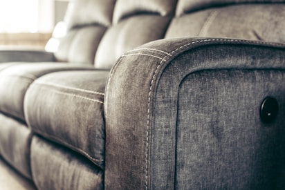 sofa disposal and junk removal in seattle, wa