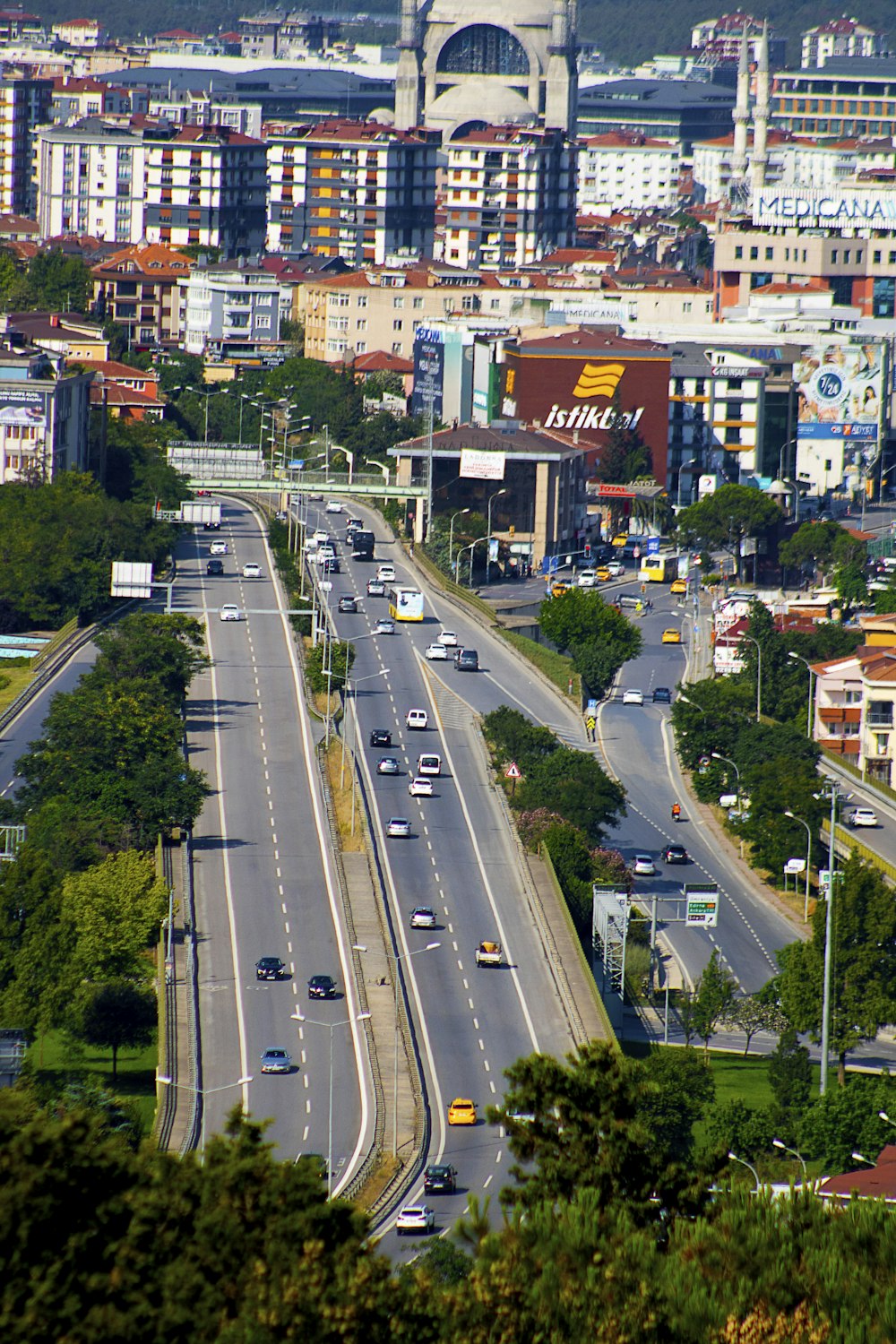 a busy highway in a city
