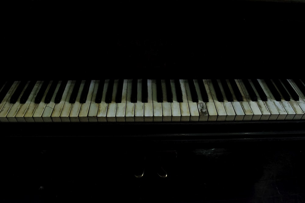 a close up of a piano