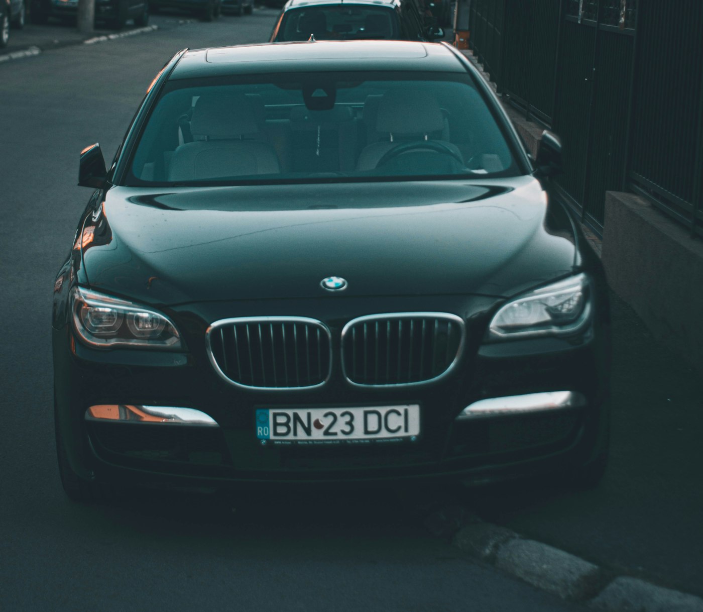 BMW 320d negru predat client