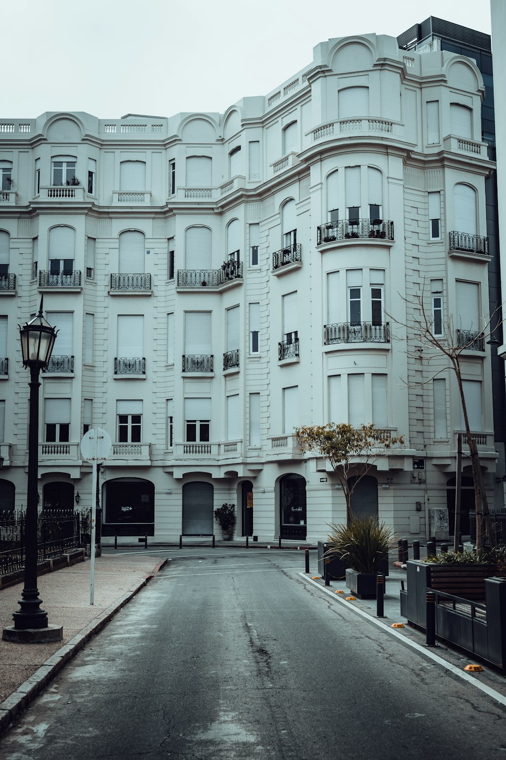 a large white building with many windows