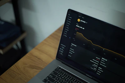 Dogecoin's Tug of War: Will Bulls or Bears Prevail at $0.090?