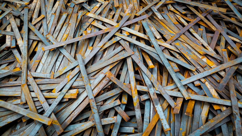 Square Bars — Iron & Steel