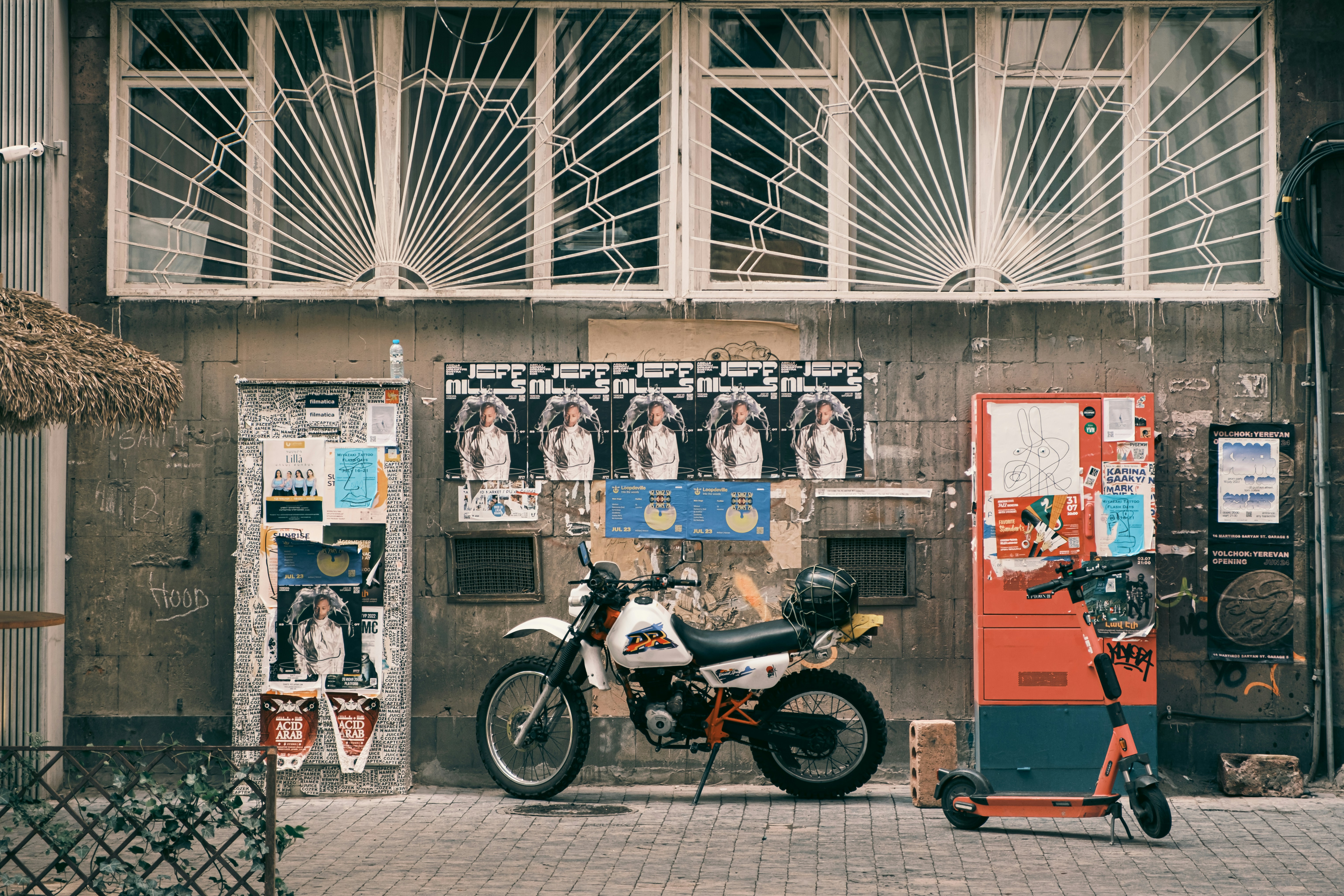 Motorcycle building