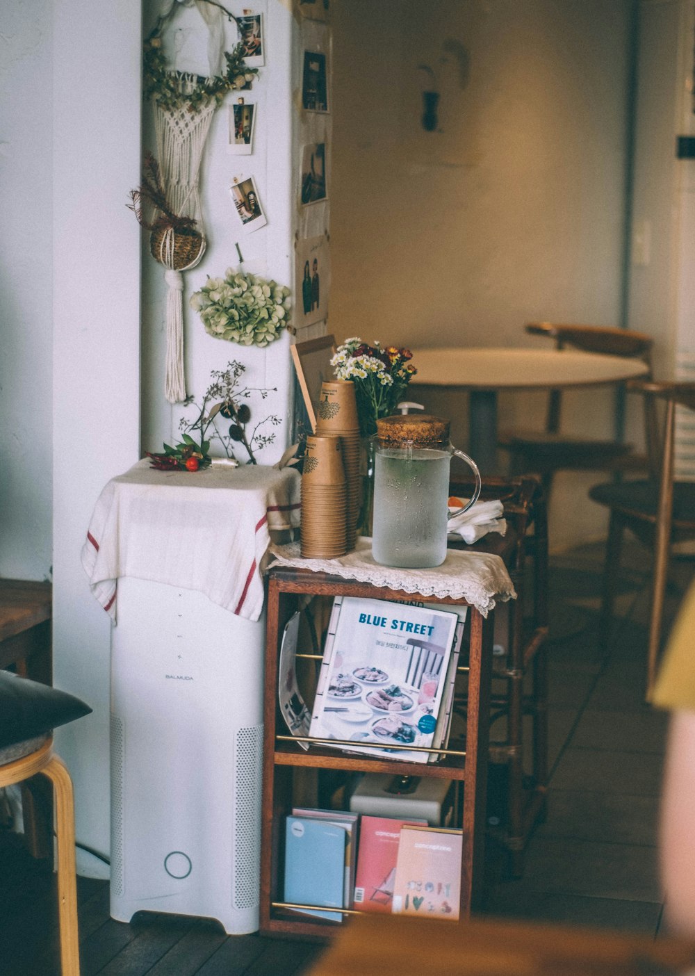 a room with a table and chairs