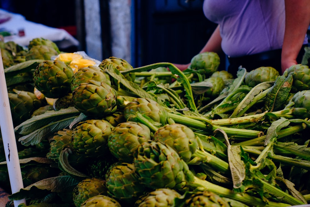 a pile of green vegetables