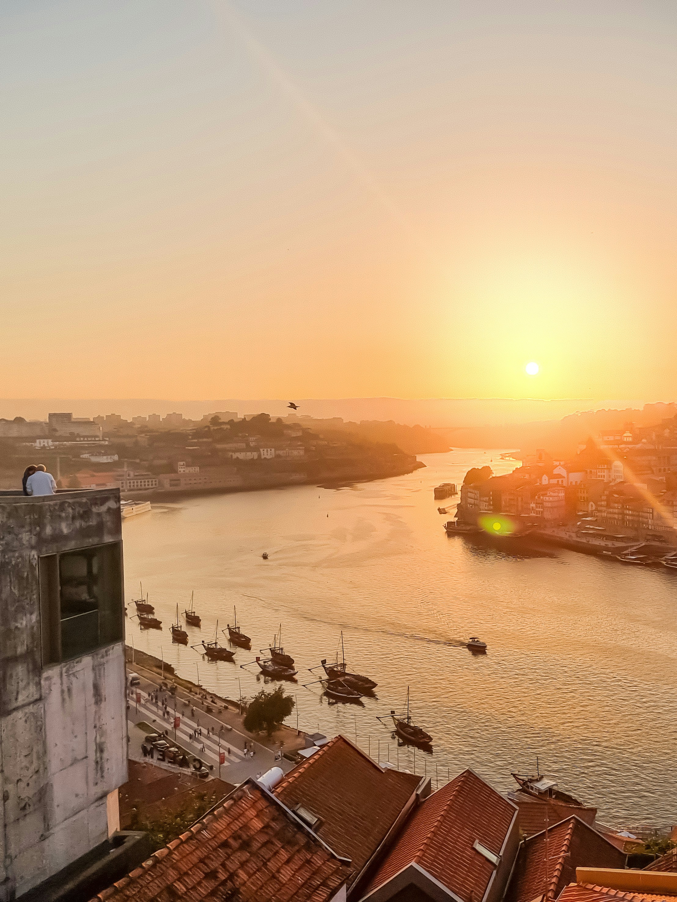 Choose from a curated selection of sunset photos. Always free on Unsplash.
