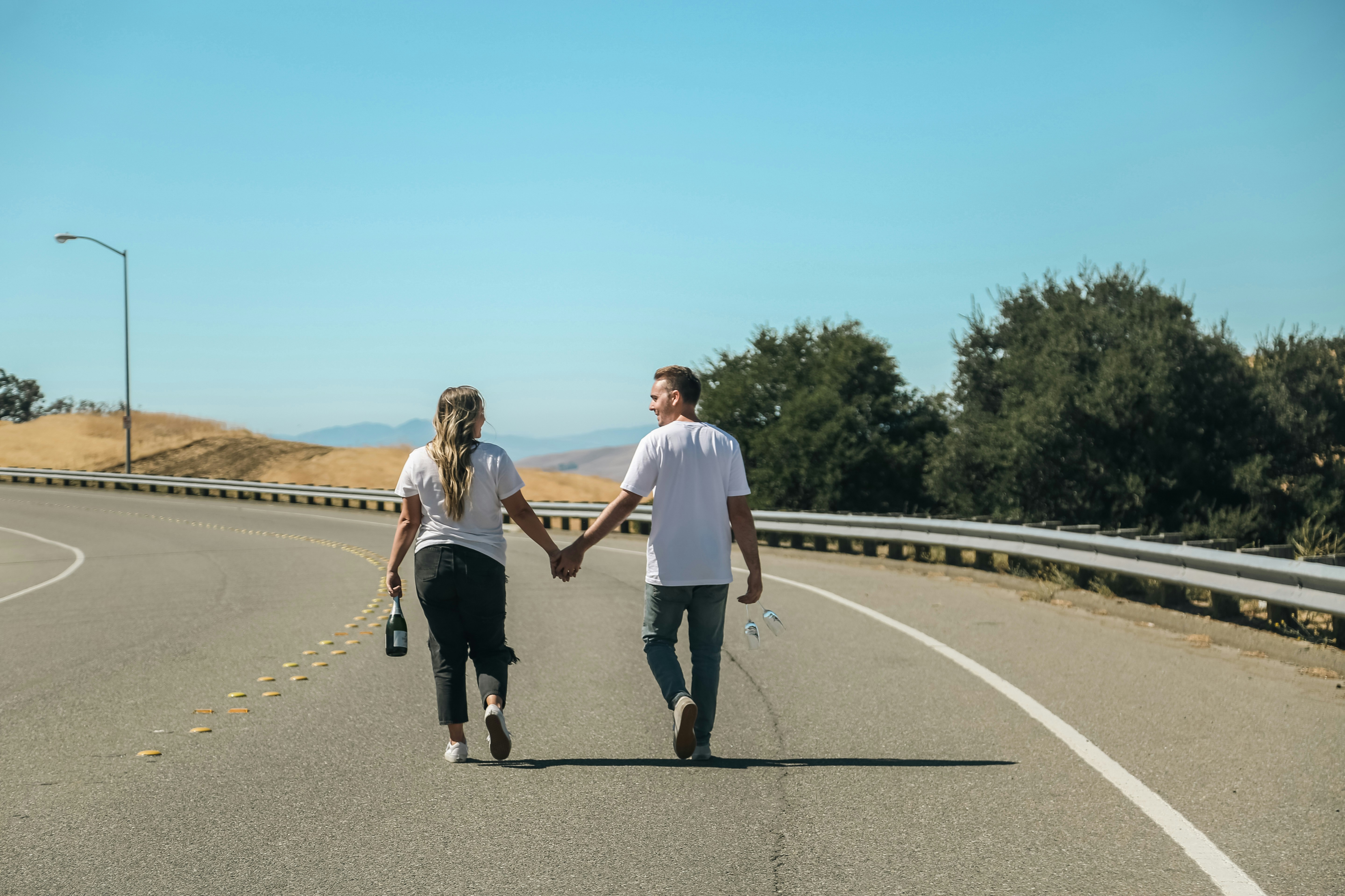 Starting a Long-Distance Relationship - The Ultimate Guide