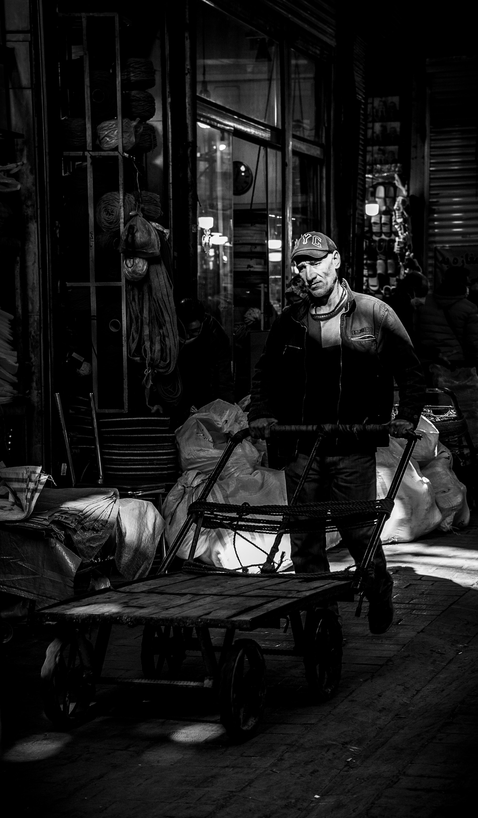 Photo by hosseinmoradi