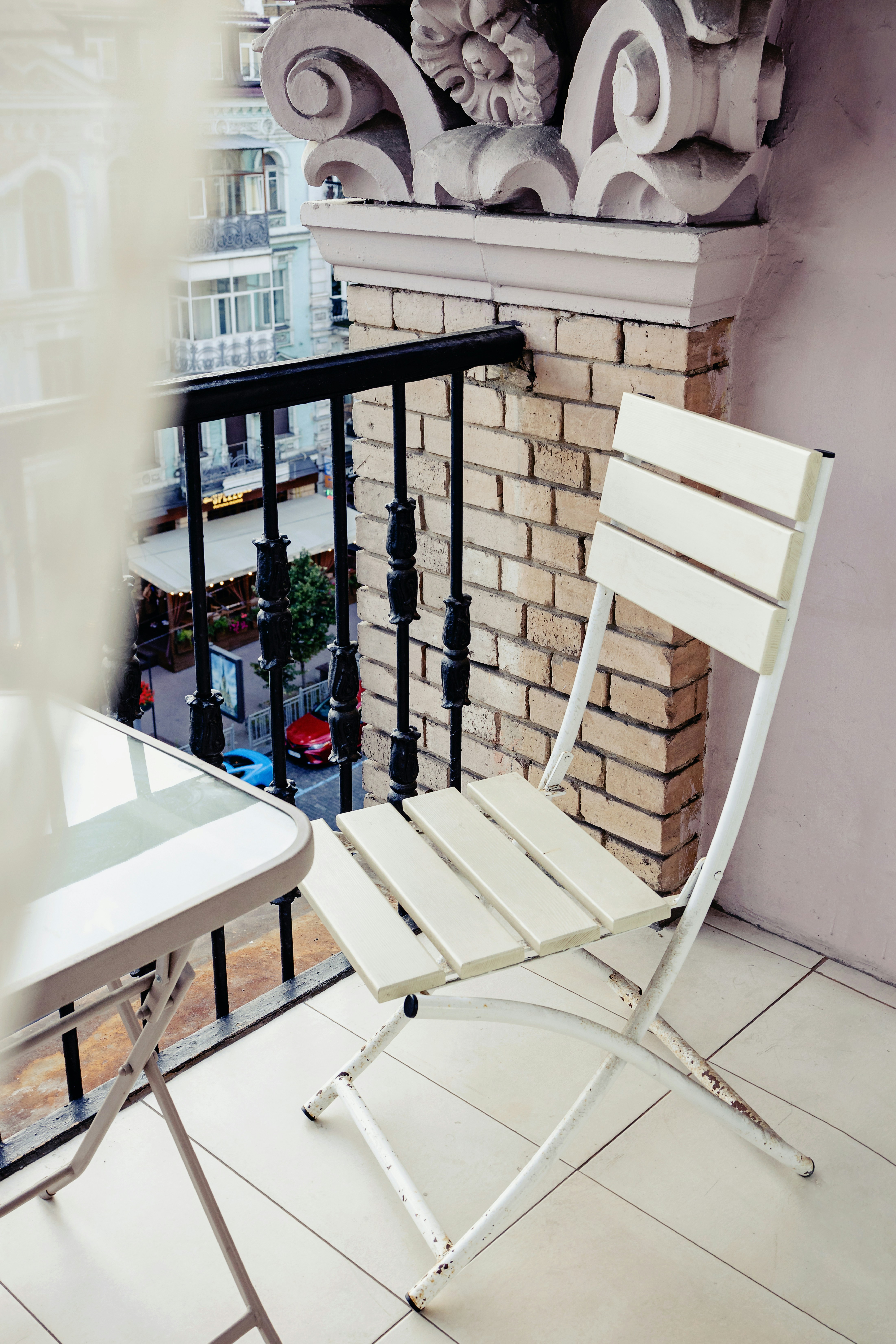 shabby chic balcony, wallpaper, Shabby Chic Balcony: Affordable Style 2
