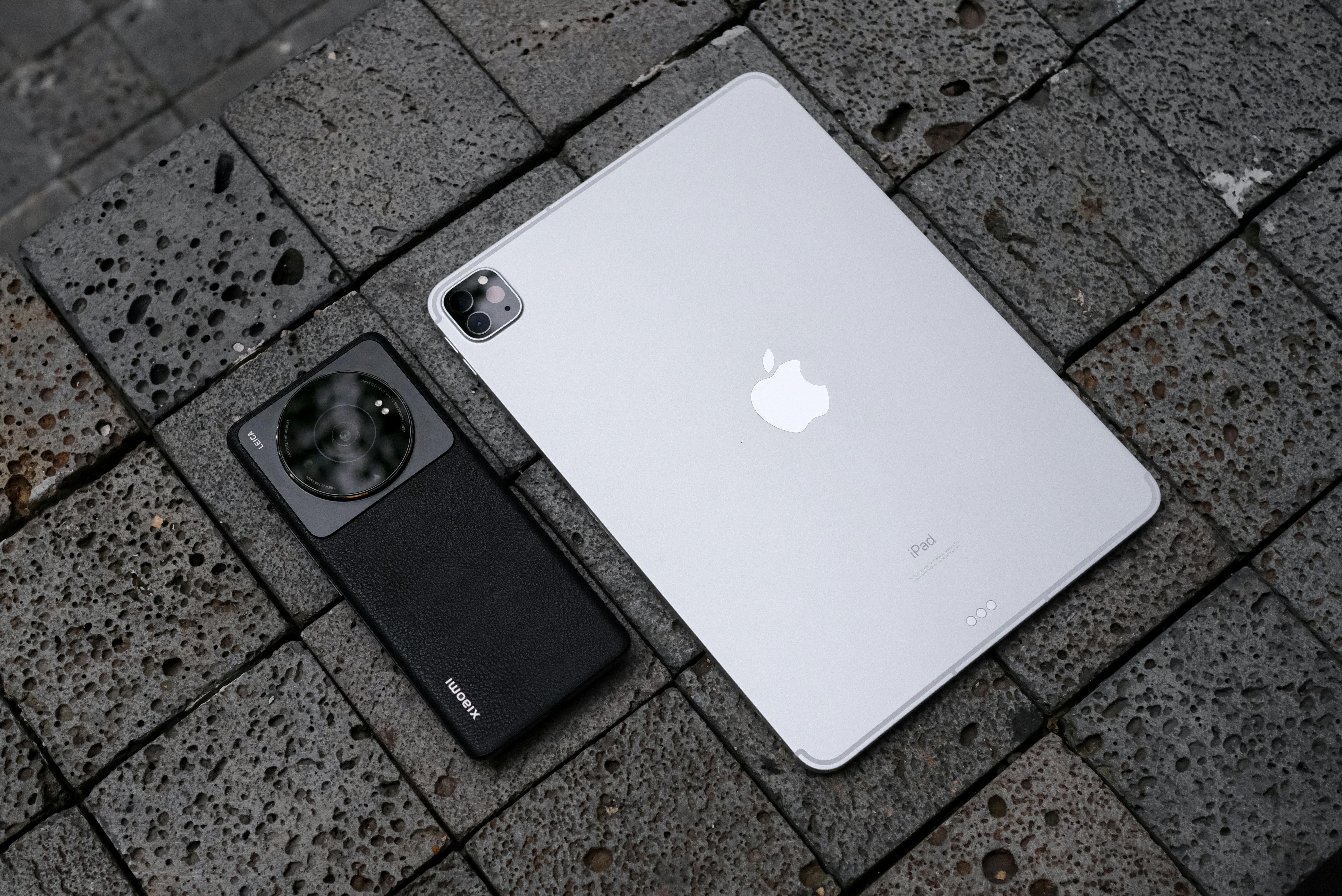 a white cell phone