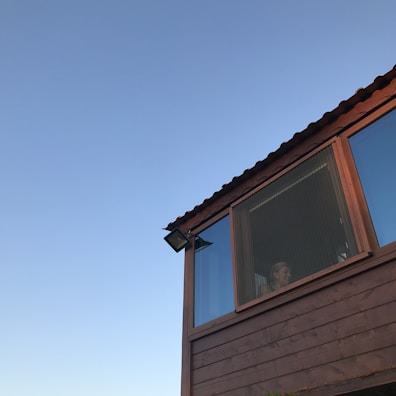 Outdoor shot of the Avona Health LLP building with natural sunlight streaming in.