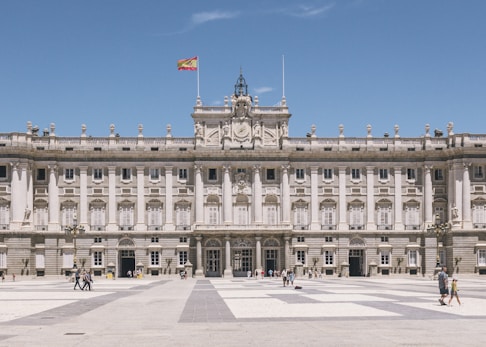 royal palace, madrid: madrid travel guide