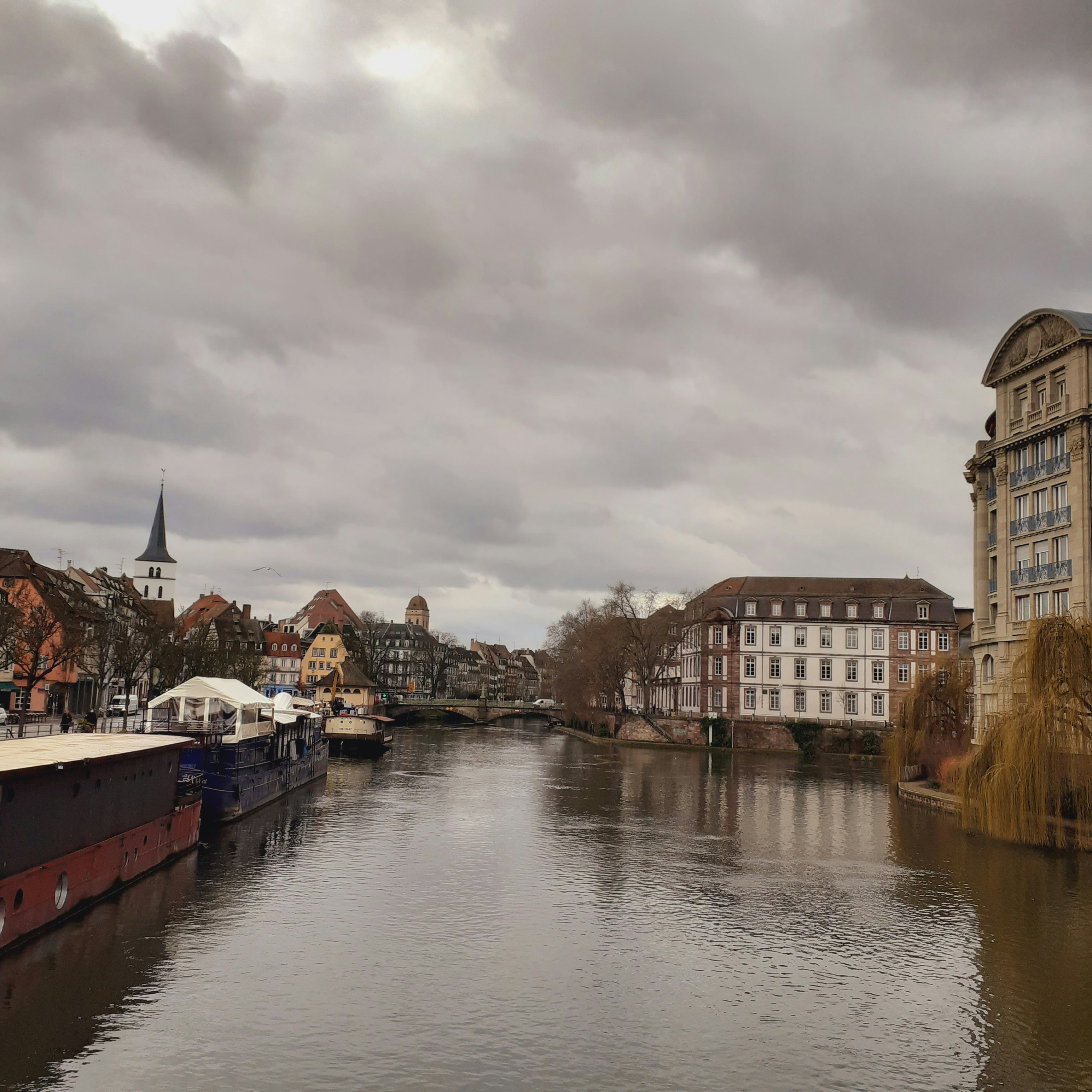 Photo by klara_vgvlfl