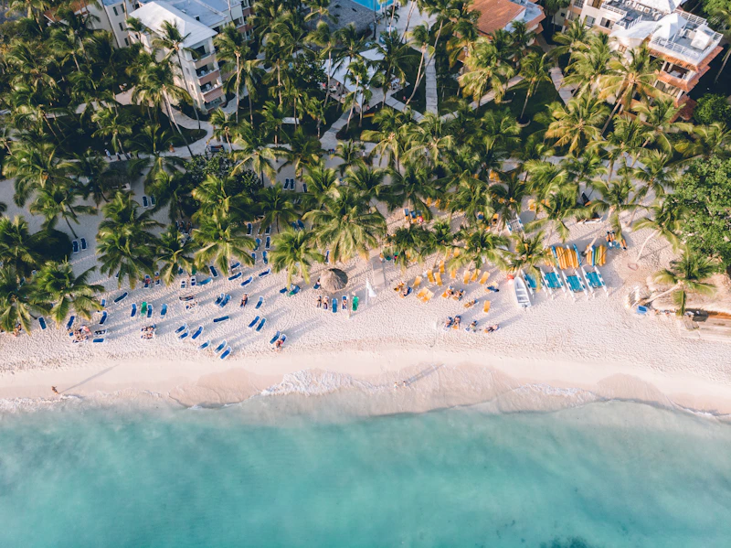 La playa de Bayahibe vista con drone