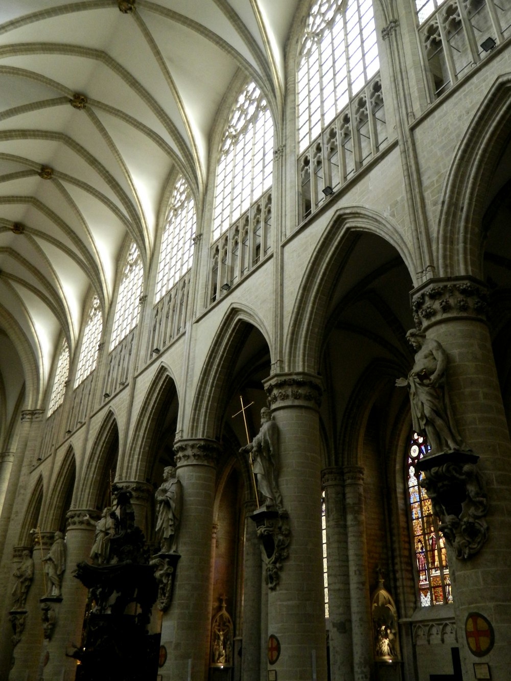 a large ornate building with statues