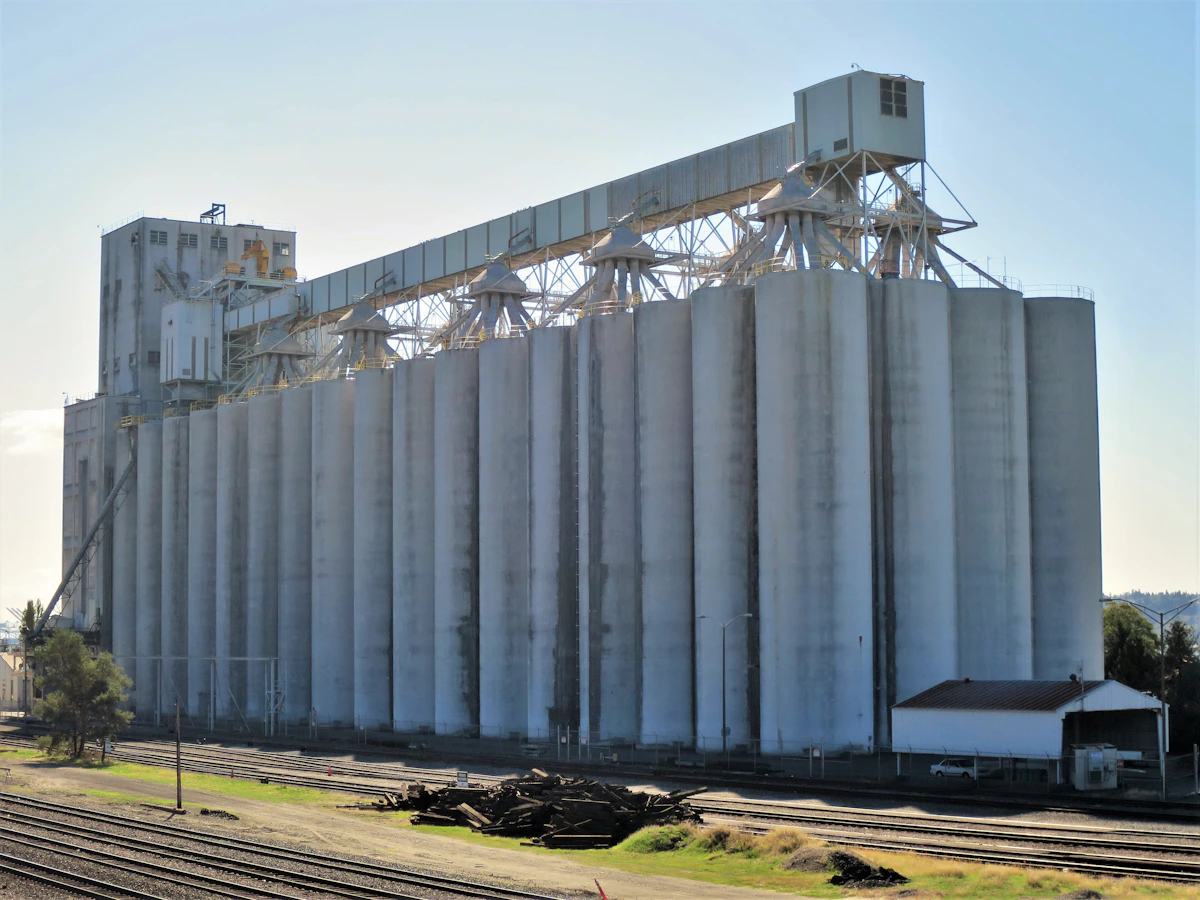 Large concrete grain storage structure, representative of Buffalo riverfront elevators