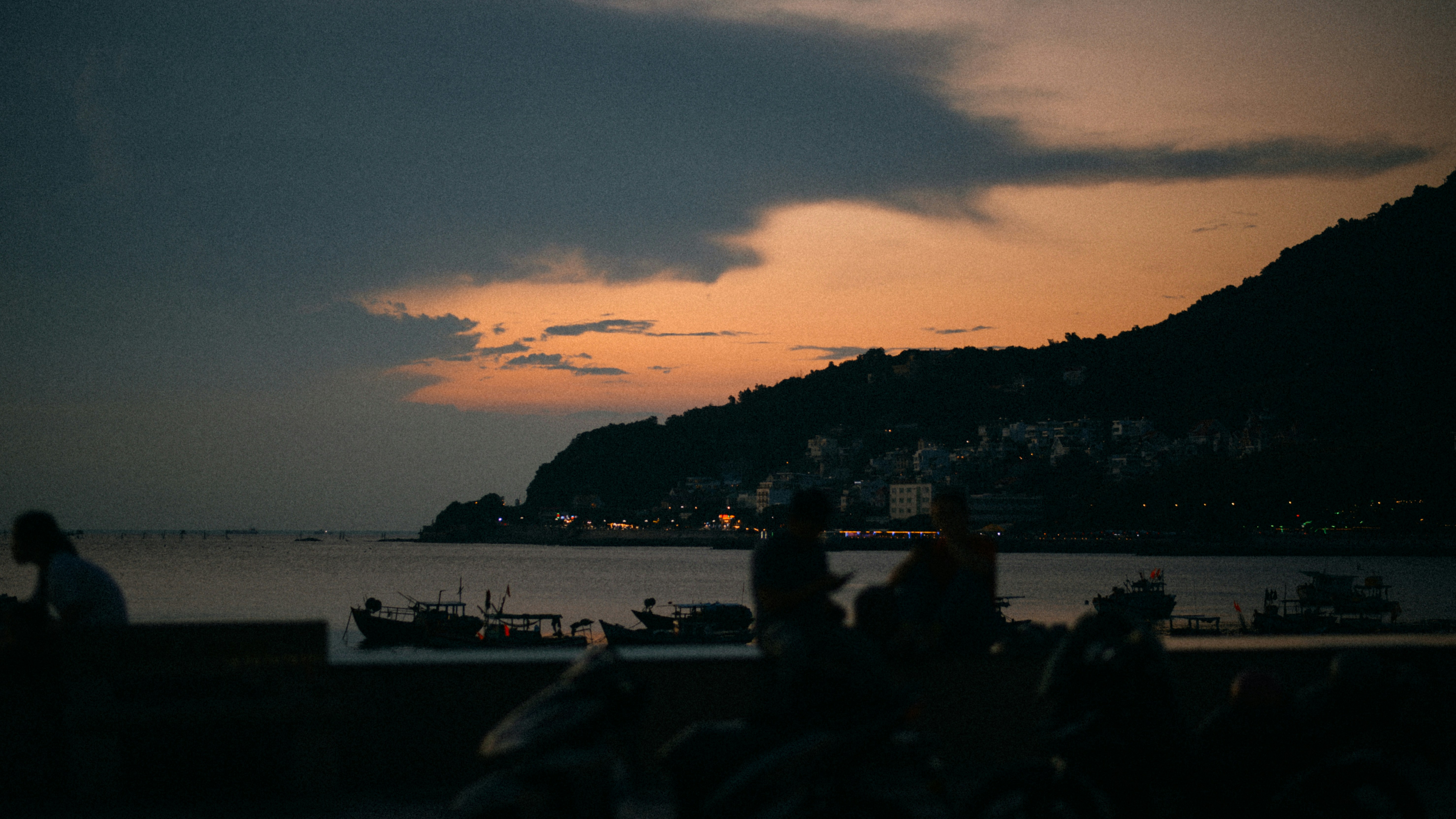 Photo by dying_apricity