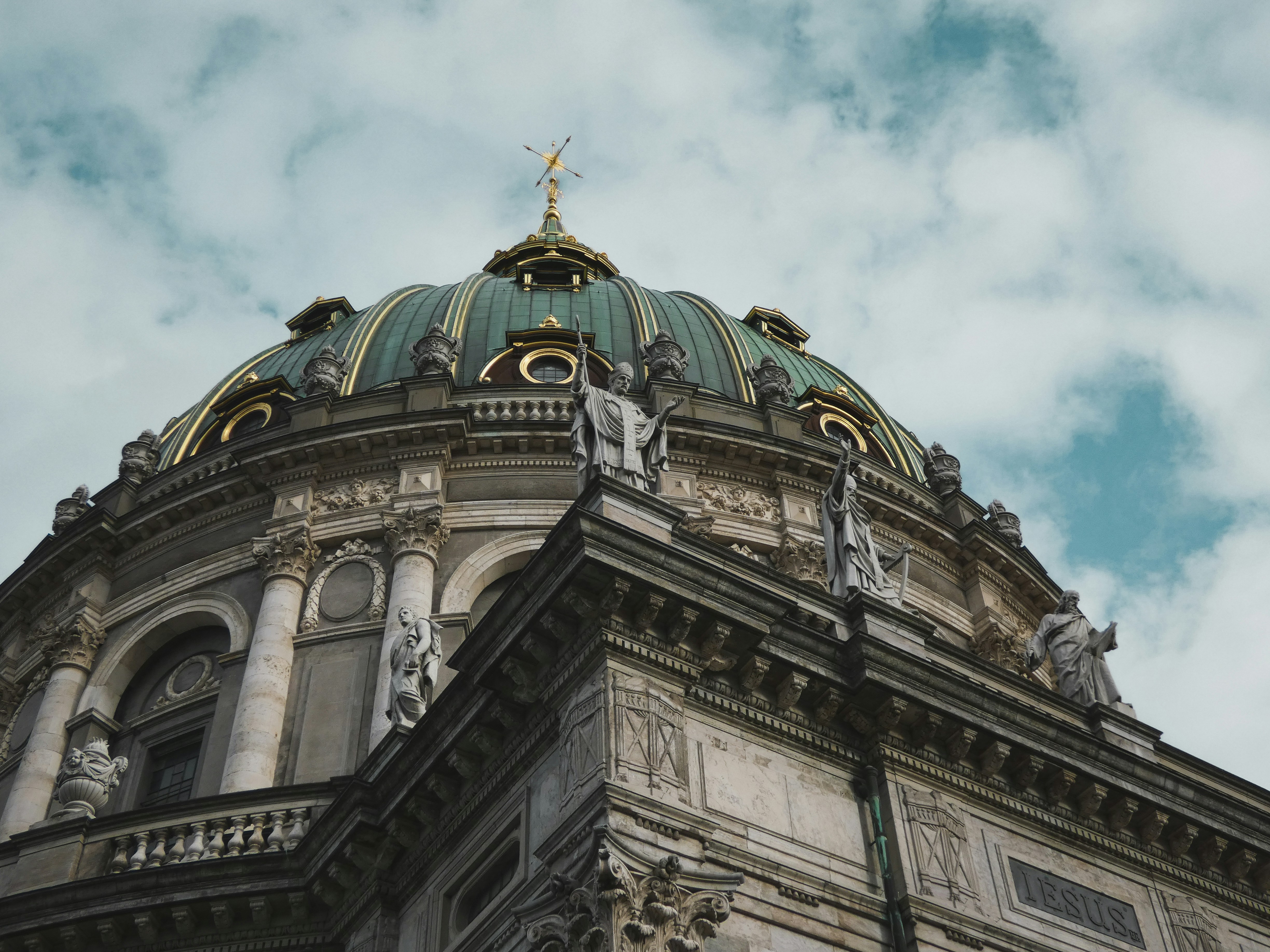 Photo by lsvisualdesign