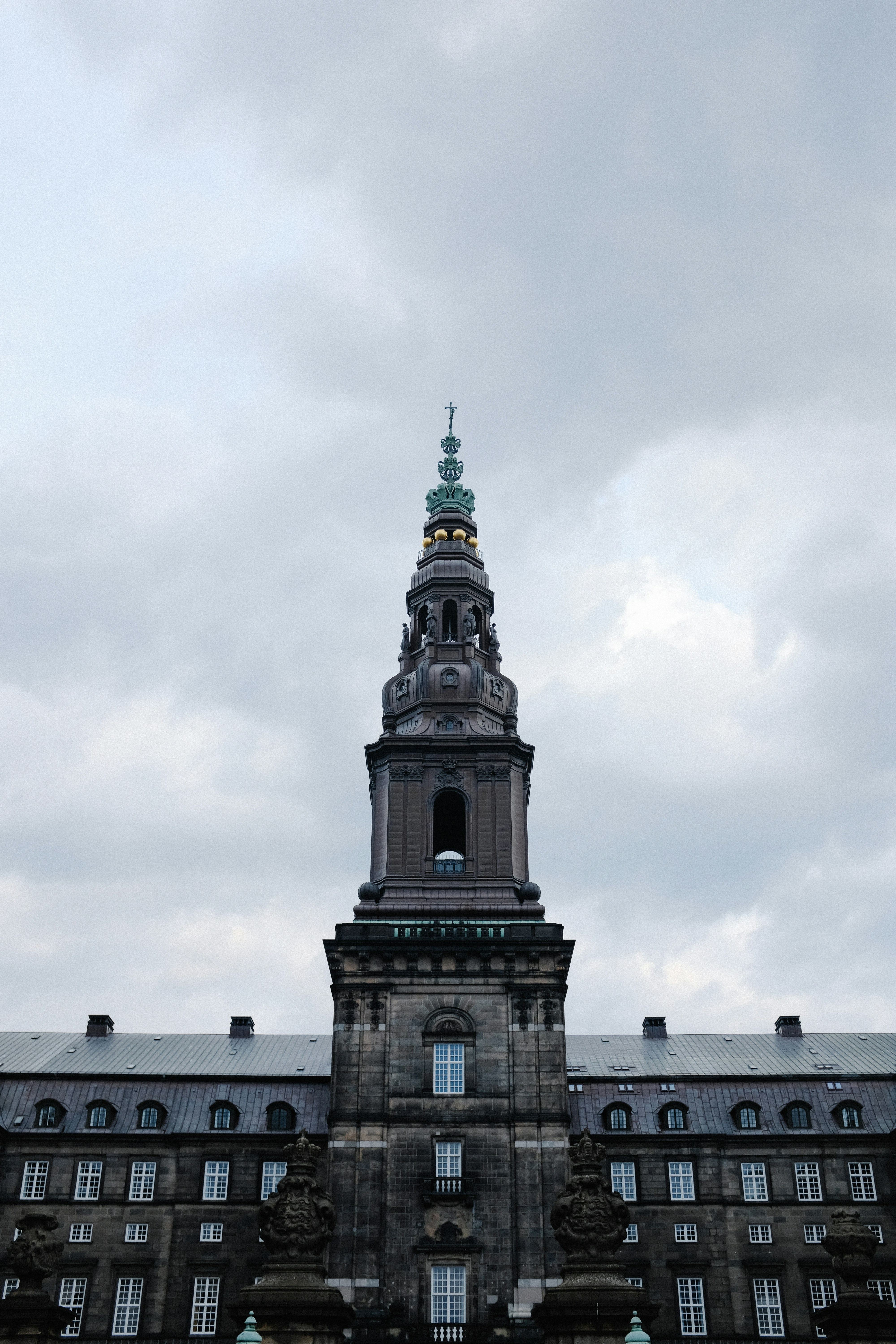 Photo by adrienolichon